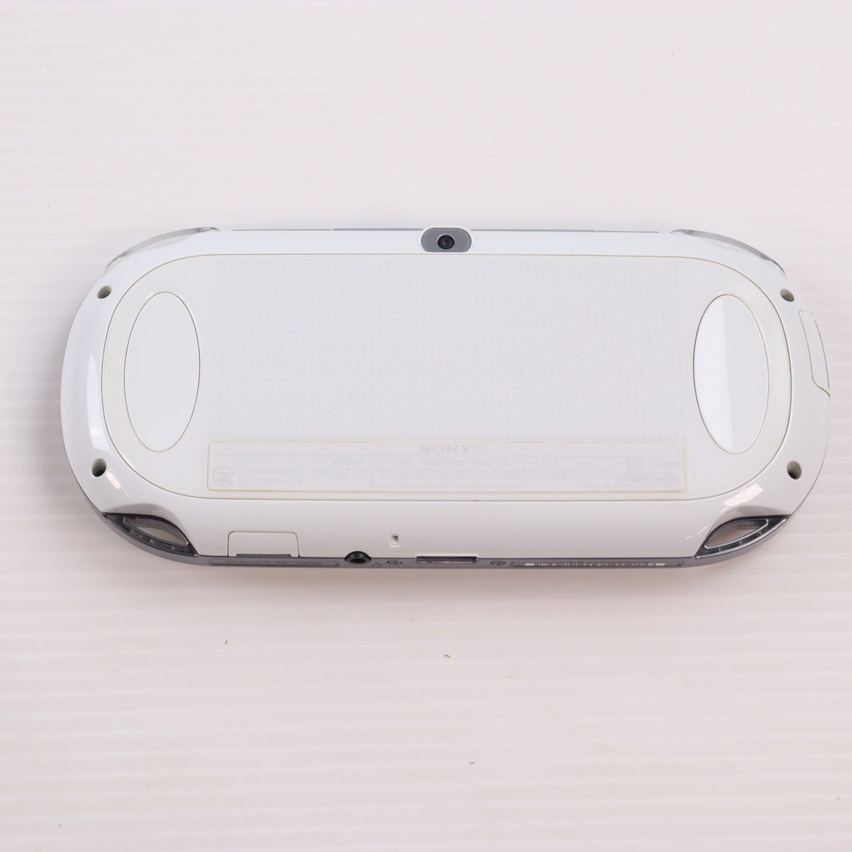 【中古即納】[PSVita] (本体) PlayStation Vita(プレイステーション ヴィータ) 3G/Wi-Fiモデル クリスタル・ホワイト SCE(PCH-1100AB02)(20120628)