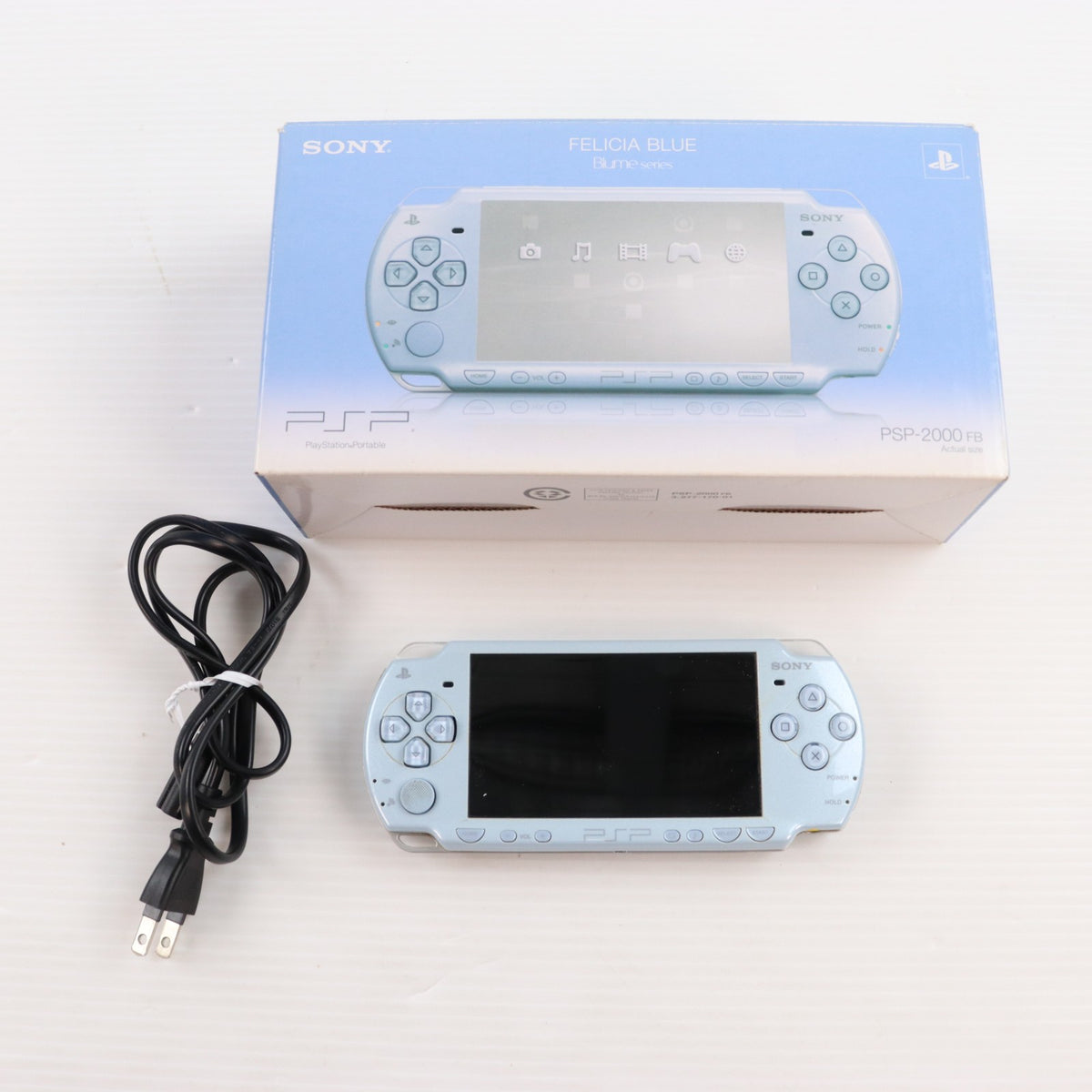 【中古即納】[PSP] (本体) PlayStation Portable(プレイステーション・ポータブル) フェリシア・ブルー SCE(PSP-2000FB)(20070920)