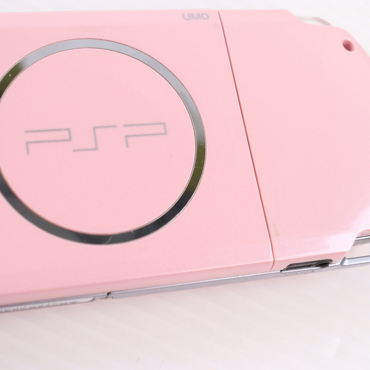 【中古即納】[PSP] (本体) PlayStation Portable(プレイステーション・ポータブル) ブロッサム・ピンク SCE(PSP-3000ZP)(20101118)