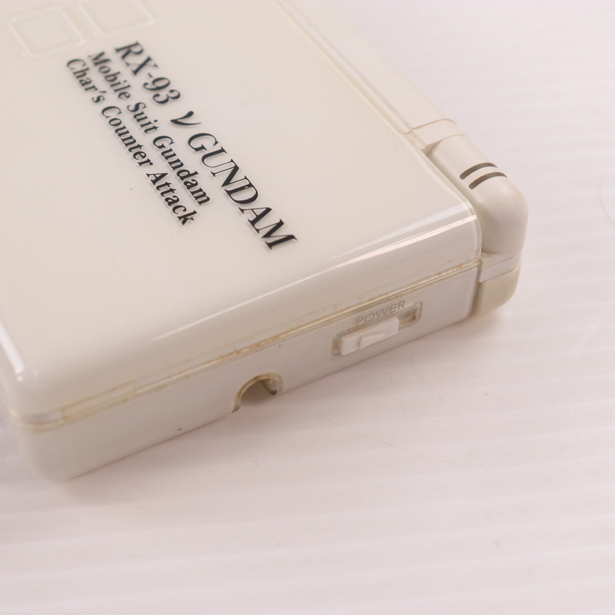 【中古即納】[NDS] (本体) SDガンダム Gジェネレーション クロスドライブ ニンテンドーDS Lite(ライト) クリスタルホワイト vガンダムVer. 同梱限定版 バンダイナムコゲームス(USG-S-GWDJE)(20070809)