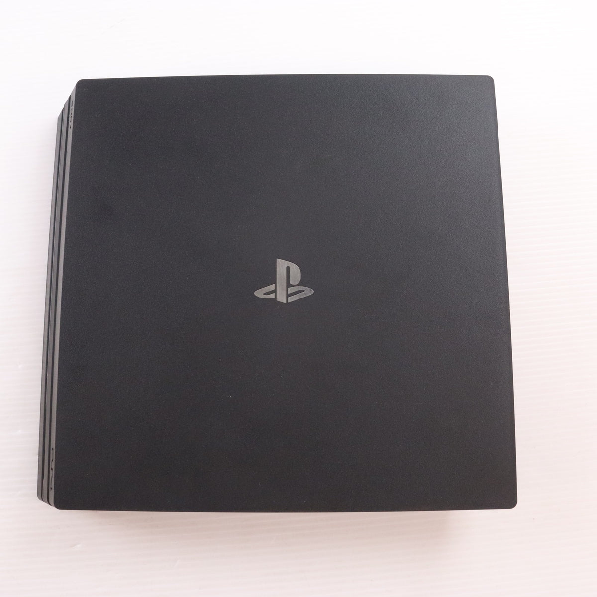 【中古即納】[PS4] (本体) PlayStation 4 Pro(プレイステーション4 プロ) モンスターハンターワールド:アイスボーン マスターエディション Starter Pack 1TB SIE(CUHJ-10032)(20190906)