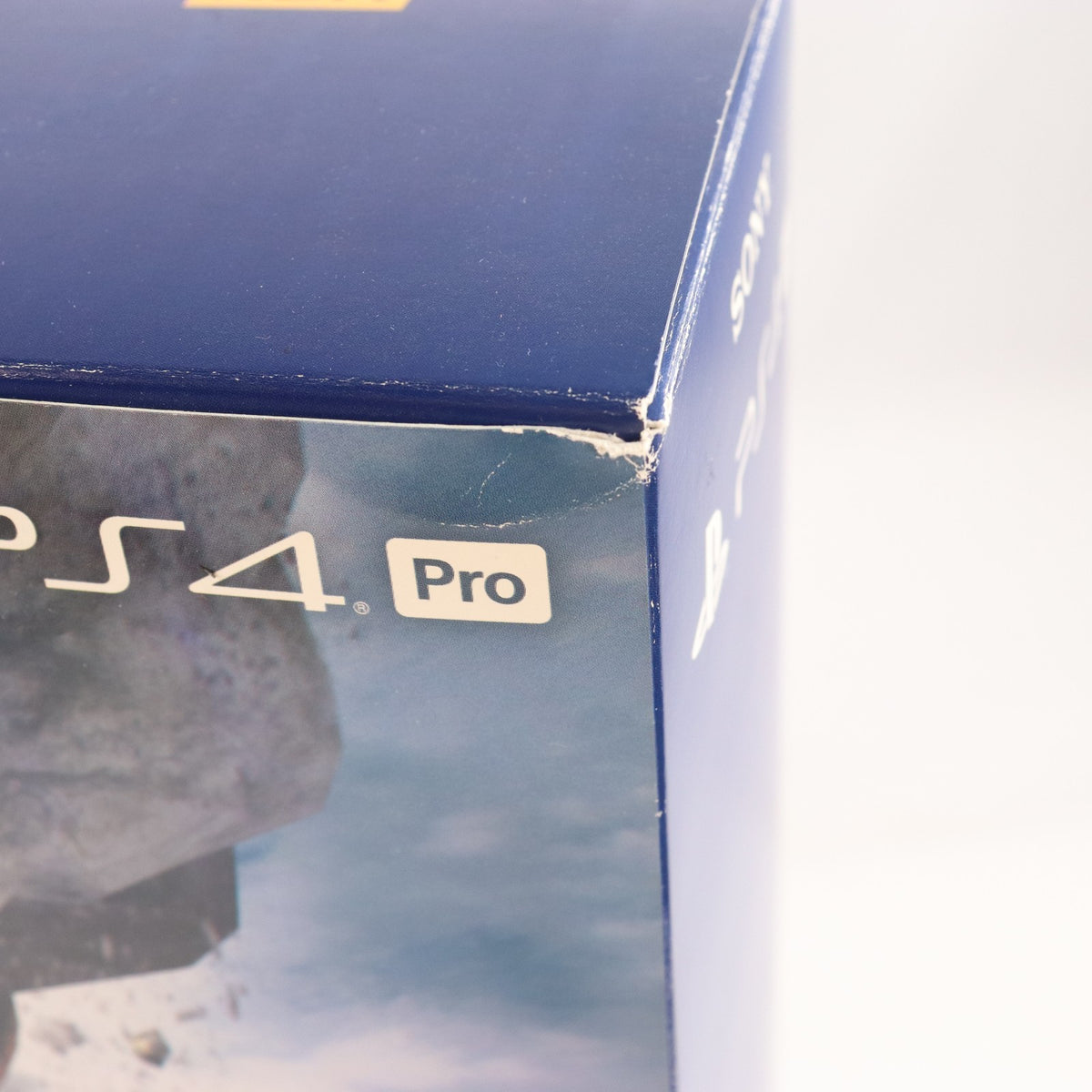 【中古即納】[PS4] (本体) PlayStation 4 Pro(プレイステーション4 プロ) モンスターハンターワールド:アイスボーン マスターエディション Starter Pack 1TB SIE(CUHJ-10032)(20190906)