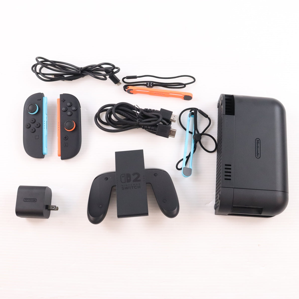 【中古即納】[Switch2] (本体) Nintendo Switch 2(ニンテンドースイッチ2)(日本語・国内専用) 任天堂(BEE-S-KB6CA)(20250605)