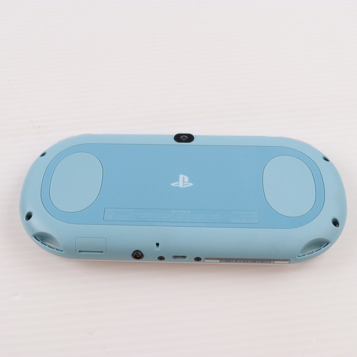 【中古即納】[PSVita] (本体) PlayStation Vita(プレイステーション ヴィータ) Wi-Fiモデル ライトブルー/ホワイト SCE(PCH-2000ZA14)(20131010)
