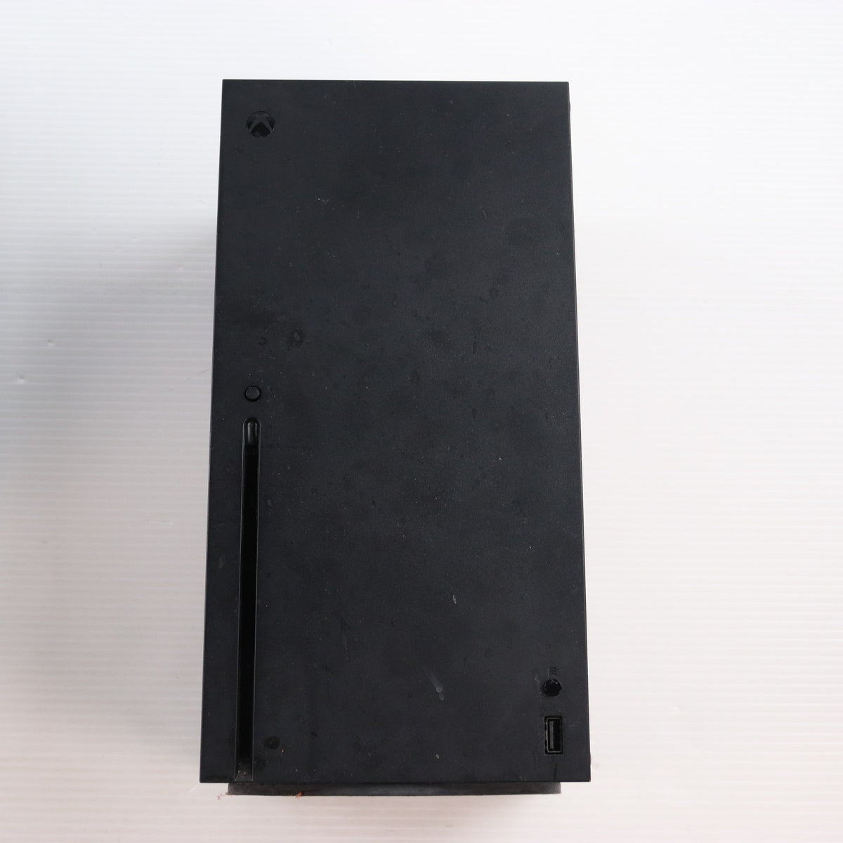 【中古即納】[XboxX/S] (本体) Xbox Series X 1TB 日本マイクロソフト(RRT-00015)(20201110)