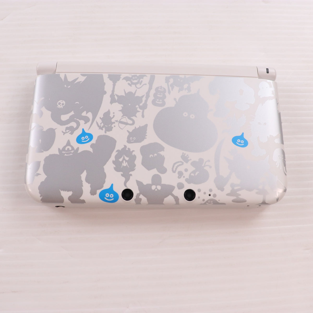 【中古即納】[3DS] (本体) ドラゴンクエストモンスターズ2 イルとルカの不思議なふしぎな鍵 スペシャルパック スクウェア・エニックス(SPR-S-WUCF)(20140206)