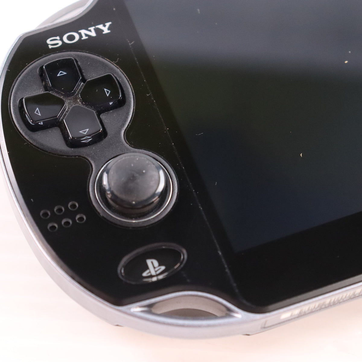 【中古即納】[PSVita] (本体) PlayStation Vita(プレイステーション ヴィータ) 3G/Wi-Fiモデル クリスタル・ブラック(初回限定版) SCE(PCH-1100AA01)(20111217)