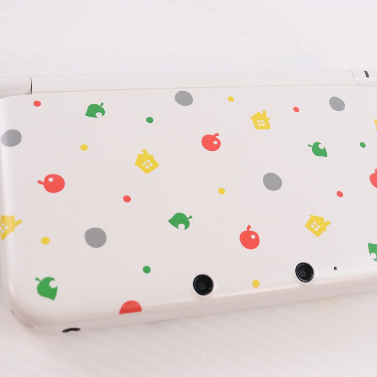 【中古即納】[3DS] (本体) とびだせ どうぶつの森パック(ニンテンドー3DS LL限定本体同梱版) 任天堂(SPR-S-WBDC)(20121108)