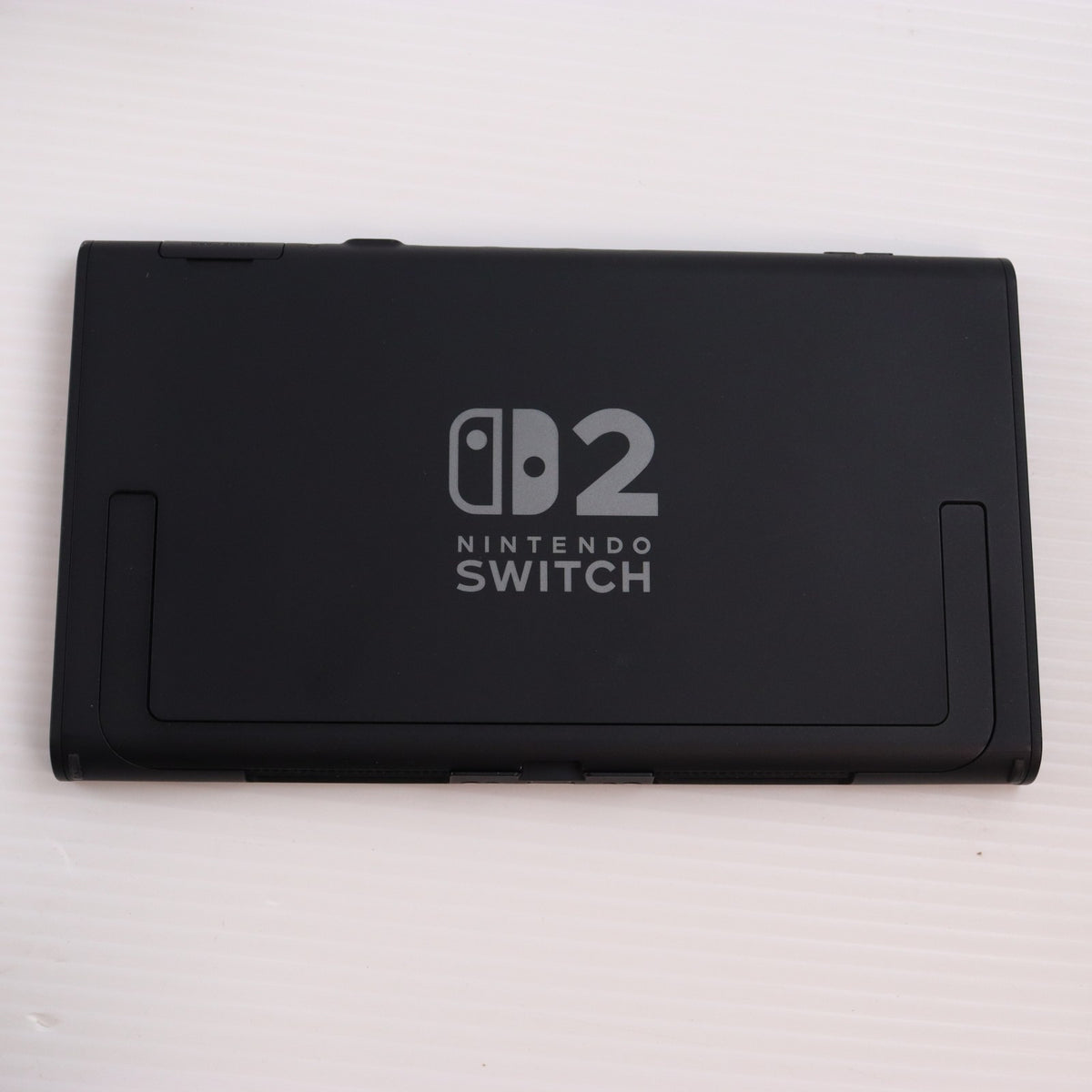 【中古即納】[Switch2] (本体) Nintendo Switch 2(ニンテンドースイッチ2)(日本語・国内専用) 任天堂(BEE-S-KB6CA)(20250605)