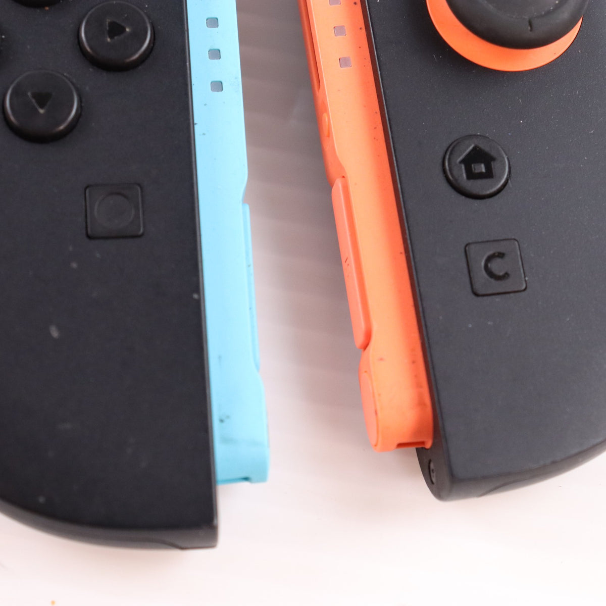 【中古即納】[Switch2] (本体) Nintendo Switch 2(ニンテンドースイッチ2)(日本語・国内専用) 任天堂(BEE-S-KB6CA)(20250605)