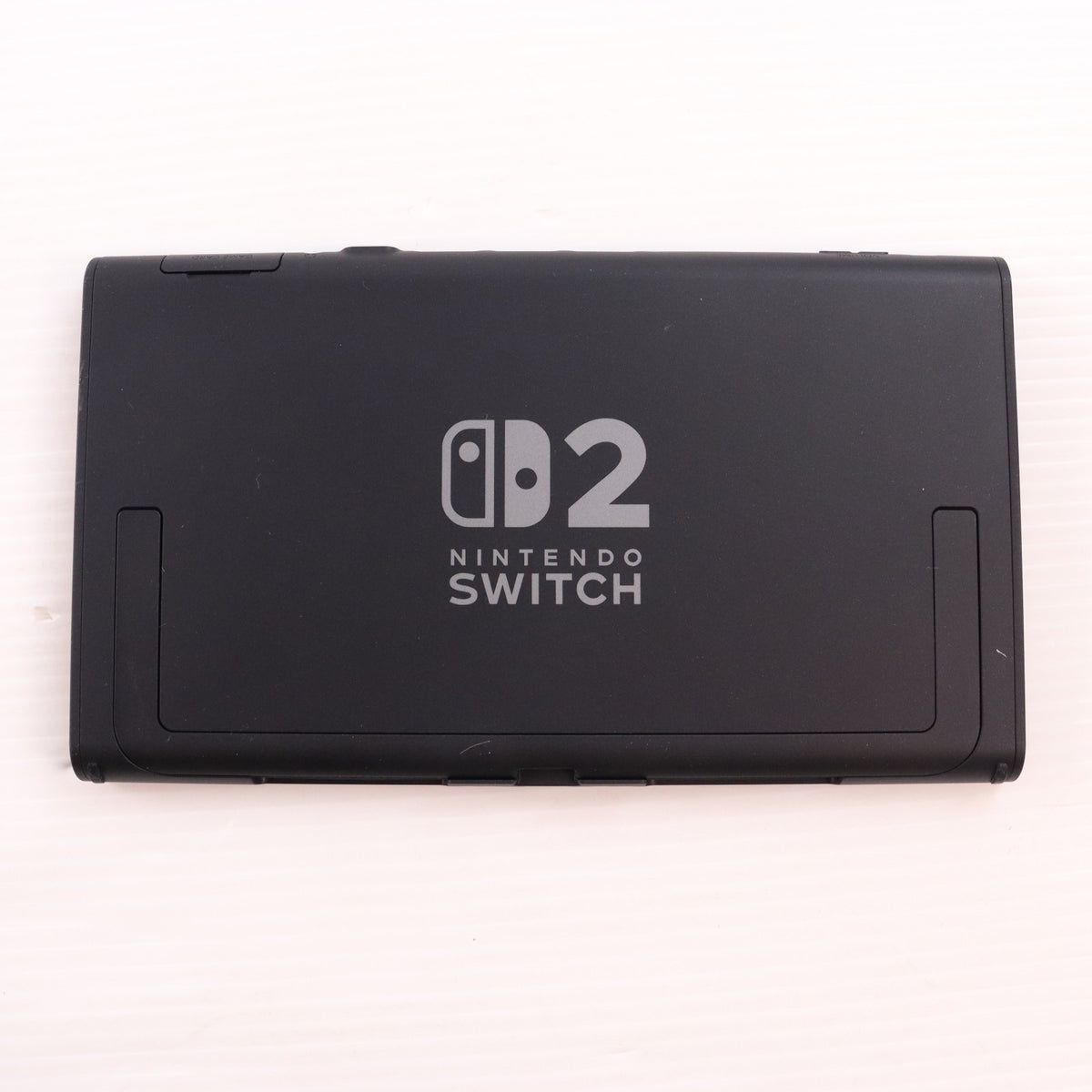 【中古即納】[Switch2] (本体) Nintendo Switch 2(ニンテンドースイッチ2)(日本語・国内専用) 任天堂(BEE-S-KB6CA)(20250605)