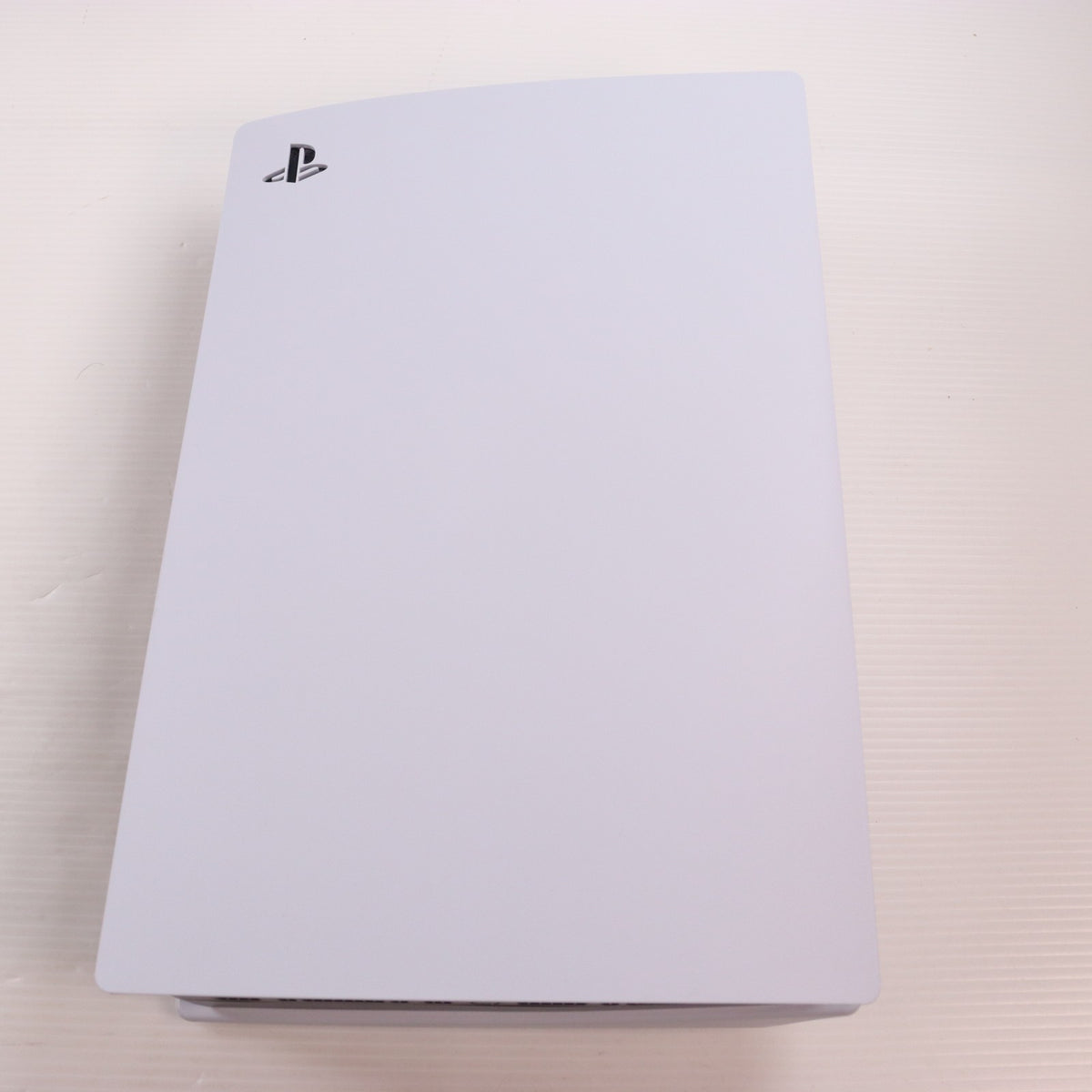 【中古即納】[PS5] (本体) PlayStation 5(プレイステーション5) SIE(CFI-1200A01)(20220915)