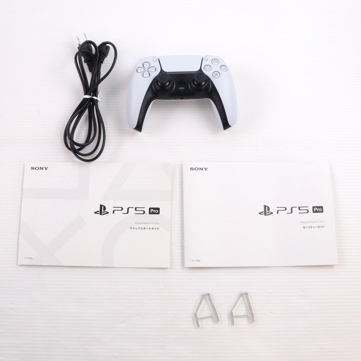【中古即納】[PS5] (本体) PlayStation5 Pro(プレイステーション5 プロ) SIE(CFI-7000B01)(20241107)