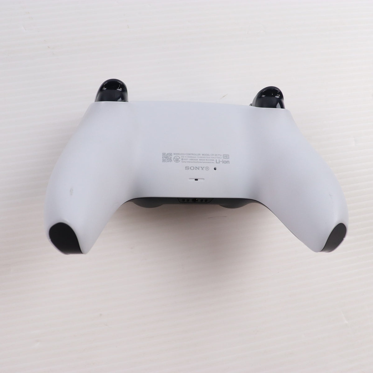 【中古即納】[PS5] (本体) PlayStation5 Pro(プレイステーション5 プロ) SIE(CFI-7000B01)(20241107)