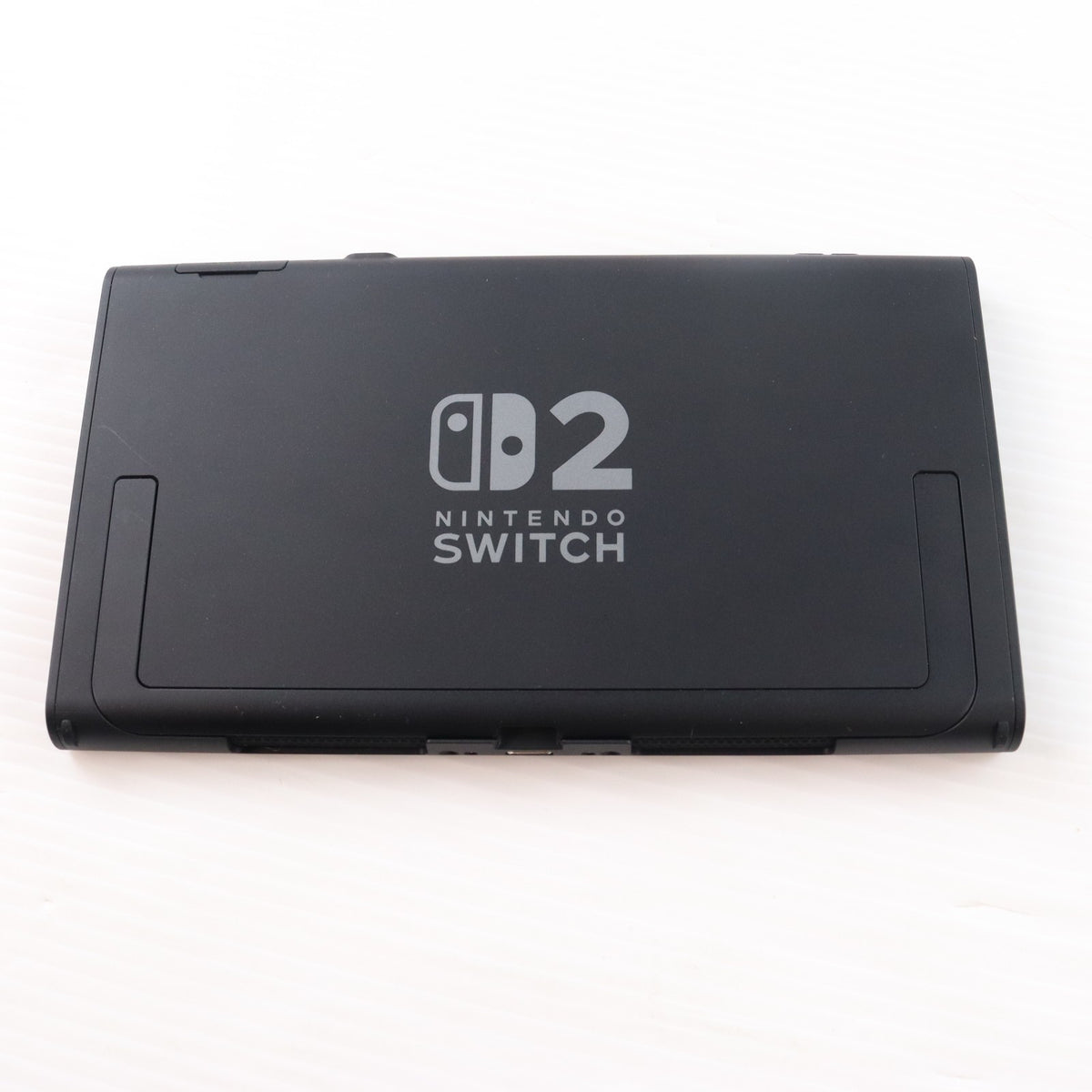 【中古即納】[Switch2] (本体)(ソフト無し) Nintendo Switch 2(ニンテンドースイッチ2)(日本語・国内専用) マリオカート ワールド セット 任天堂(BEE-S-KB6PA)(20250605)