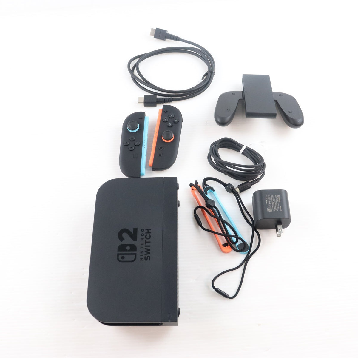 【中古即納】[Switch2] (本体)(ソフト無し) Nintendo Switch 2(ニンテンドースイッチ2)(日本語・国内専用) マリオカート ワールド セット 任天堂(BEE-S-KB6PA)(20250605)