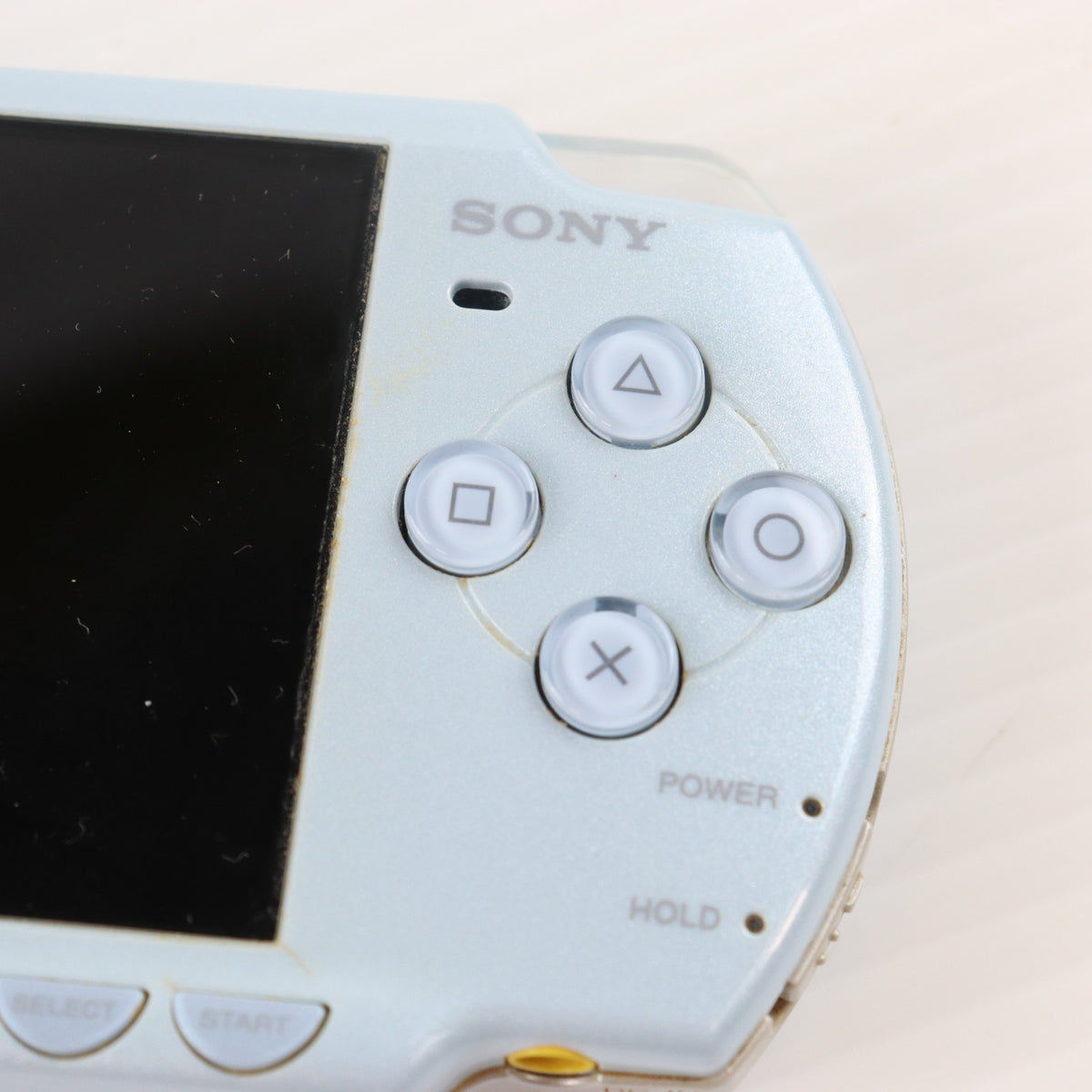 【中古即納】[PSP] (本体) PlayStation Portable(プレイステーション・ポータブル) フェリシア・ブルー SCE(PSP-2000FB)(20070920)
