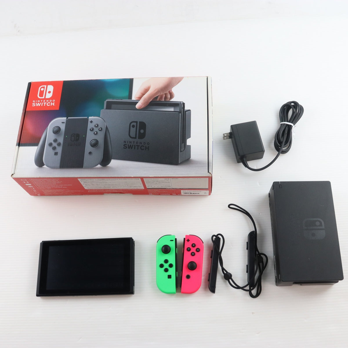 【中古即納】[Switch] (本体) Nintendo Switch(ニンテンドースイッチ) Joy-Con(L)/R グレー 任天堂(HAC-S-KAAAA)(20170303)
