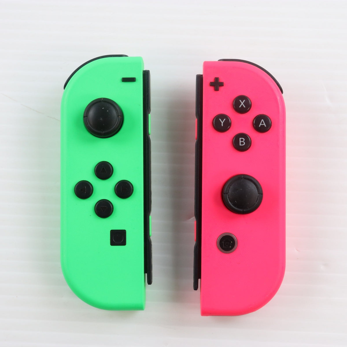 【中古即納】[Switch] (本体) Nintendo Switch(ニンテンドースイッチ) Joy-Con(L)/R グレー 任天堂(HAC-S-KAAAA)(20170303)