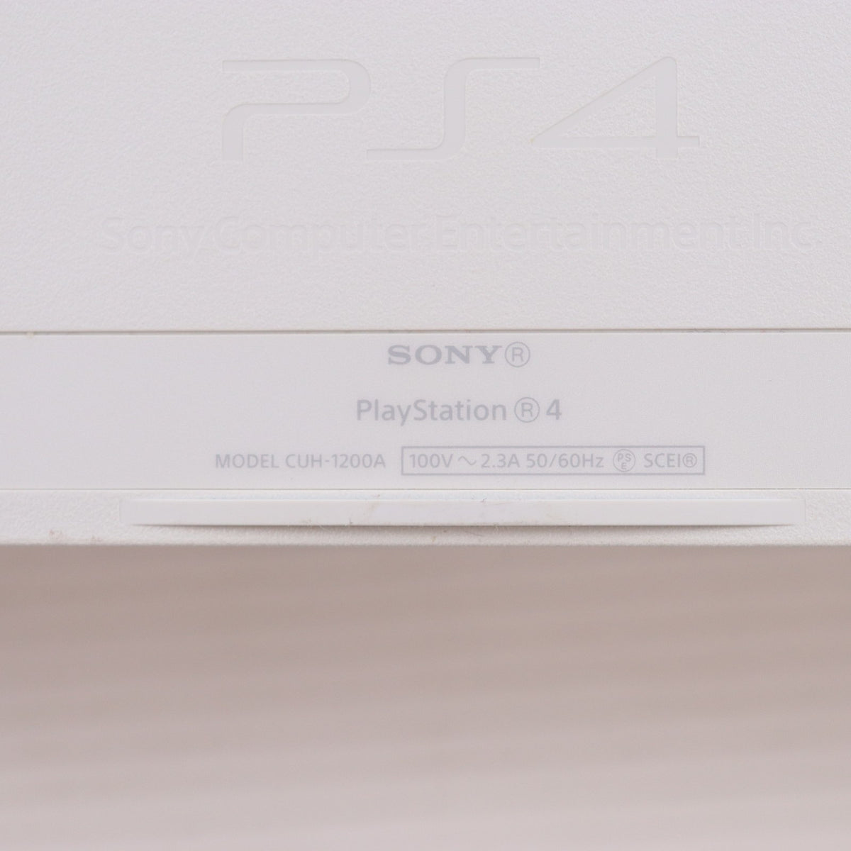 【中古即納】[PS4] (本体) PlayStation 4(プレイステーション4) グレイシャー・ホワイト HDD500GB SCE(CUH-1200AB02)(20150625)
