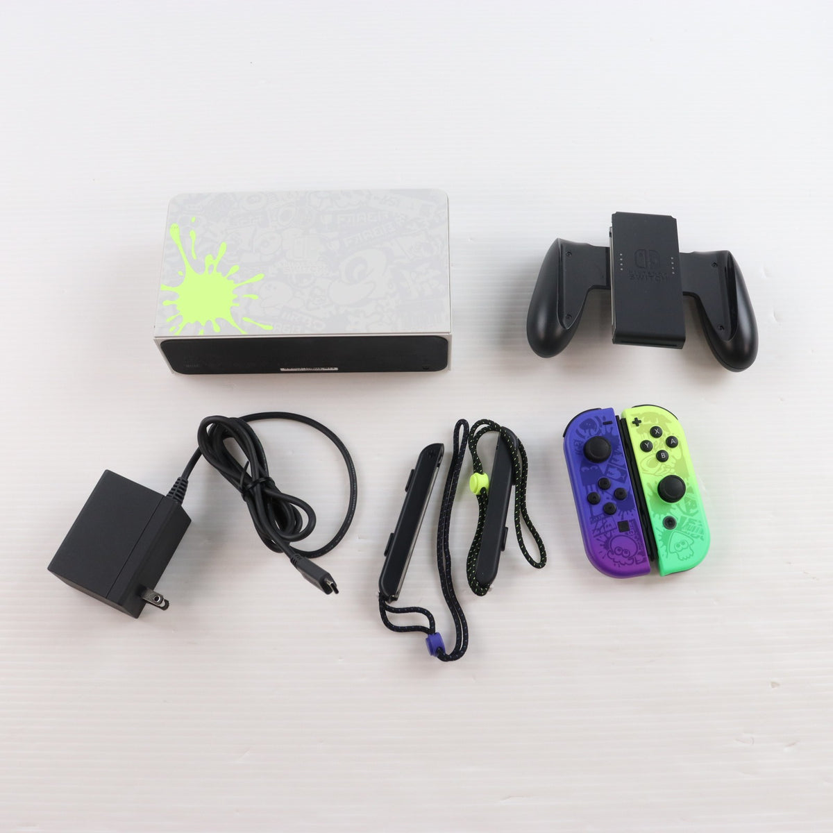 【中古即納】[Switch] (本体) Nintendo Switch(ニンテンドースイッチ) 有機ELモデル スプラトゥーン3エディション 任天堂(HEG-S-KCAAA)(20220826)
