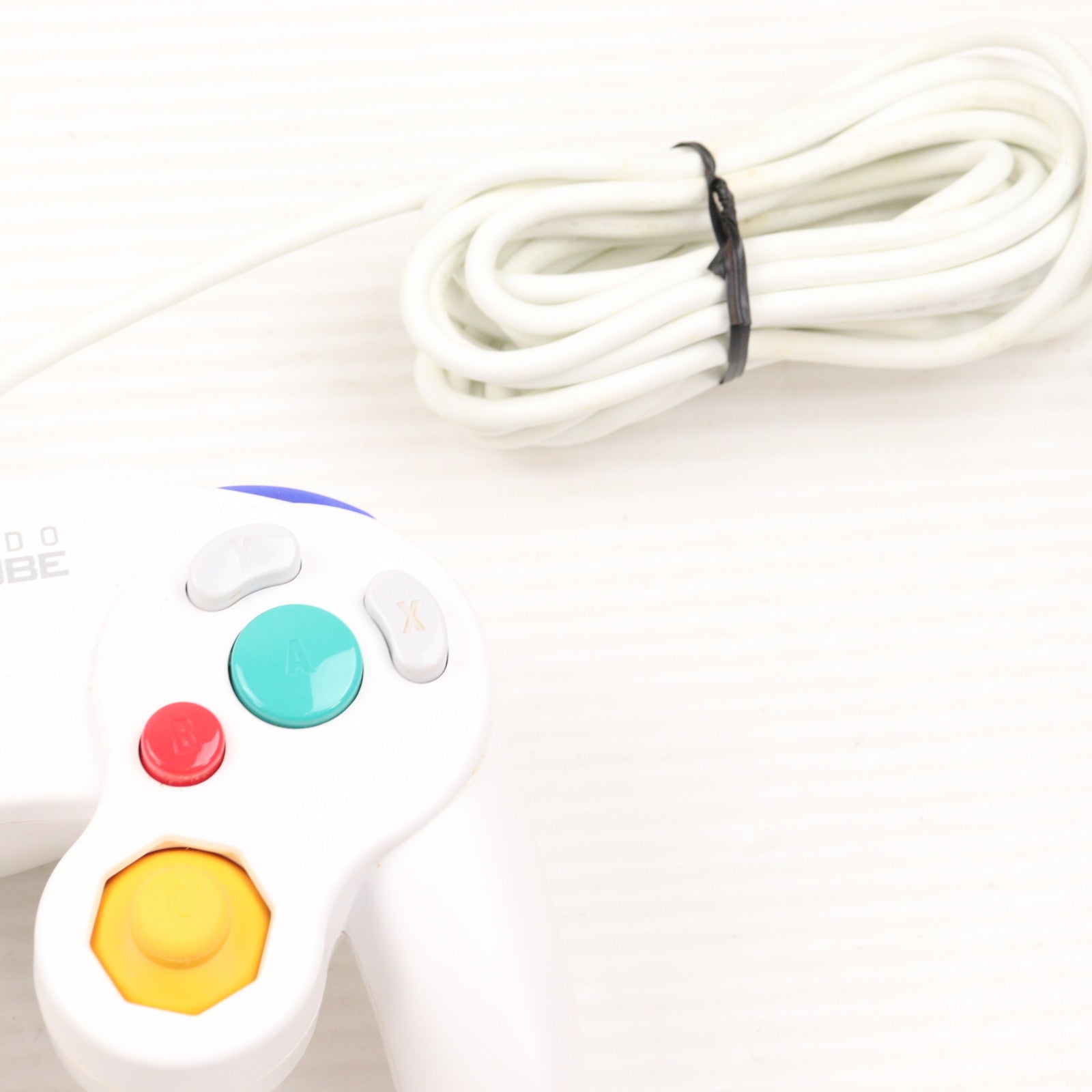 【中古即納】[ACC][GC] ニンテンドー ゲームキューブ コントローラ ホワイト 任天堂(DOL-A-CWA/DOL-003)(20080401)