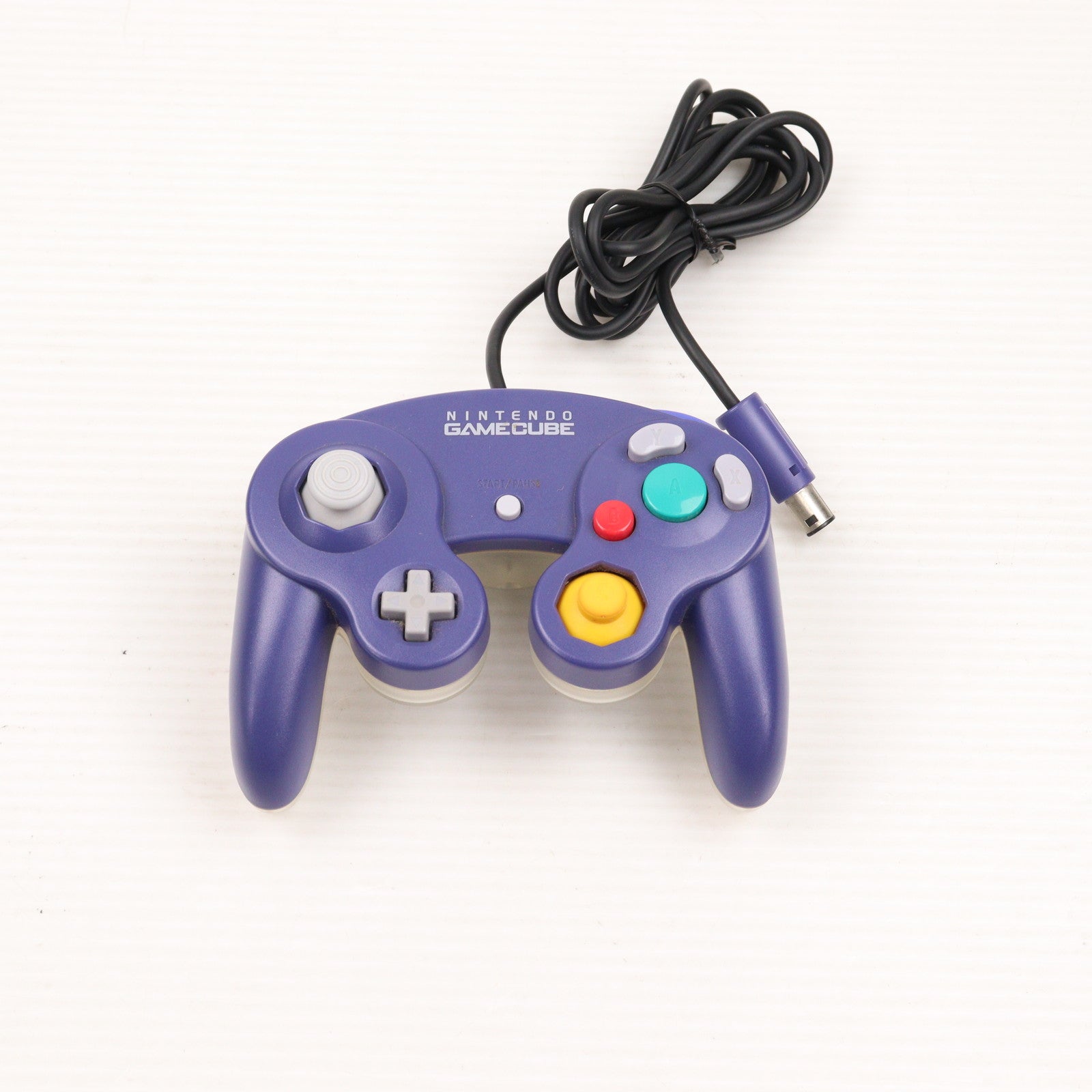 【中古即納】[ACC][GC] ニンテンドー ゲームキューブ コントローラ バイオレット&クリア 任天堂(DOL-003)(20011121)