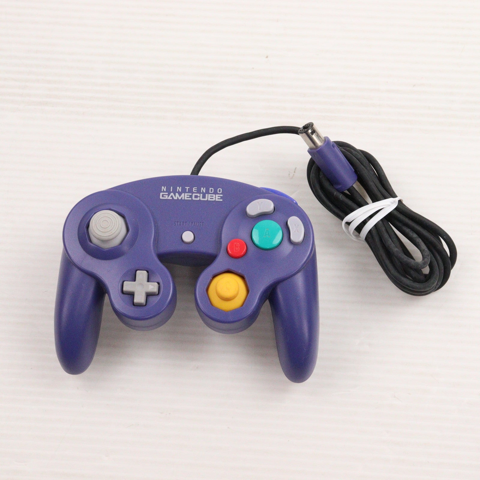 【中古即納】[ACC][GC] ニンテンドー ゲームキューブ コントローラ バイオレット 任天堂(DOL-C-VT)(20010914)