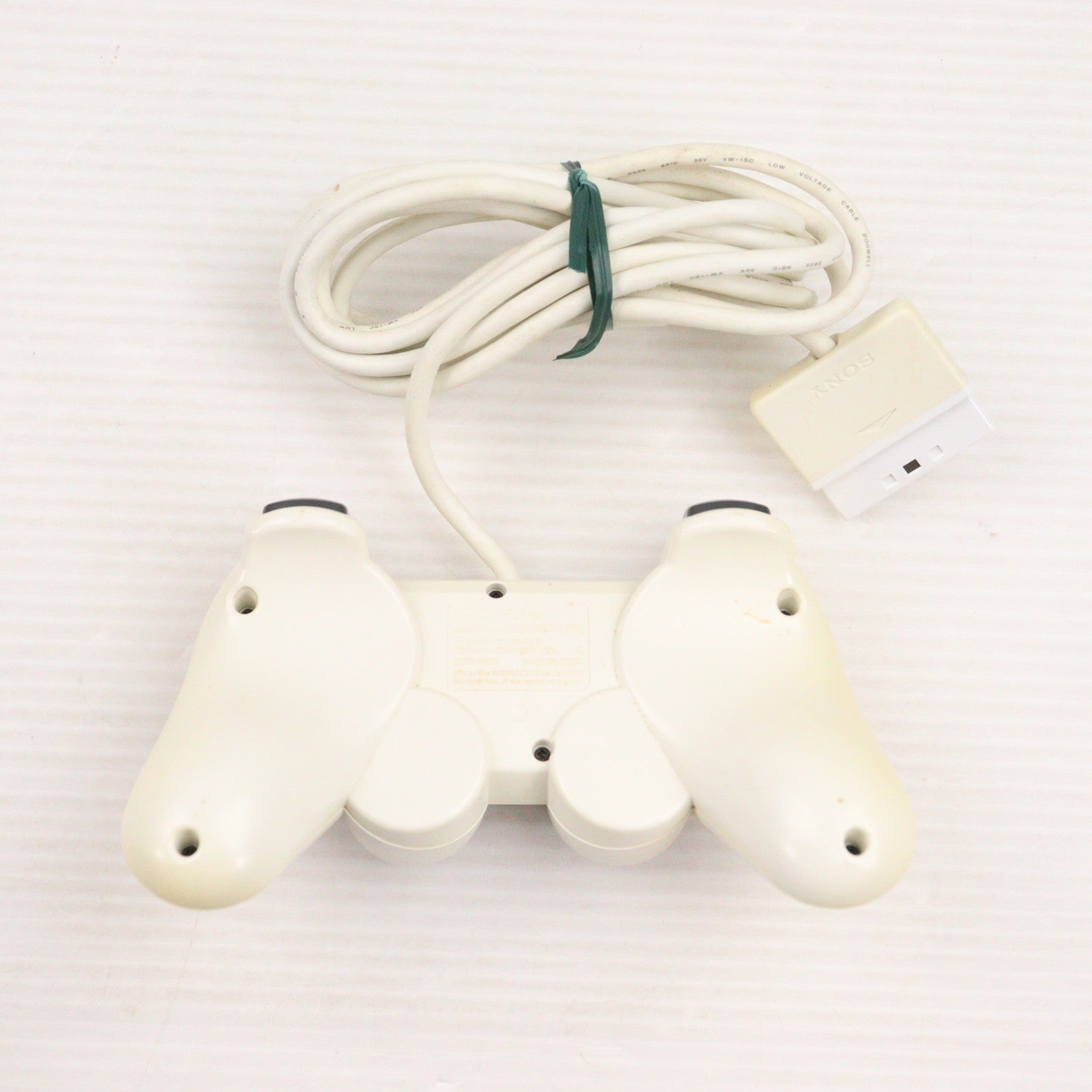 【中古即納】[ACC][PS2] アナログコントローラー DUALSHOCK2(デュアルショック2) セラミック・ホワイト SCE(SCPH-10010CW)(20031204)