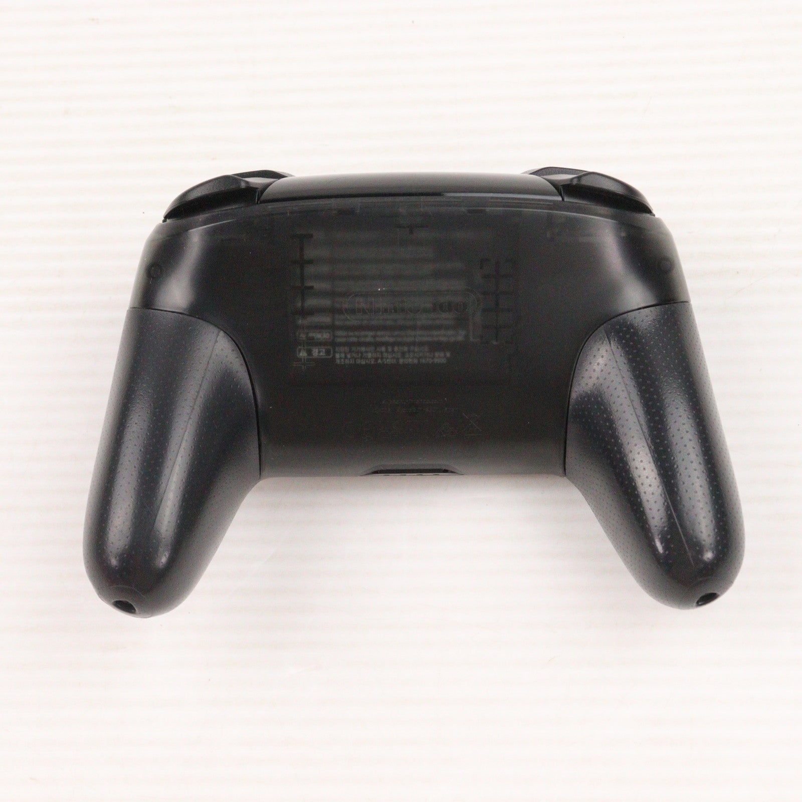 【中古即納】[ACC][Switch] Nintendo Switch Proコントローラー(ニンテンドースイッチ プロコントローラー) 任天堂(HAC-A-FSSKA)(20170303)