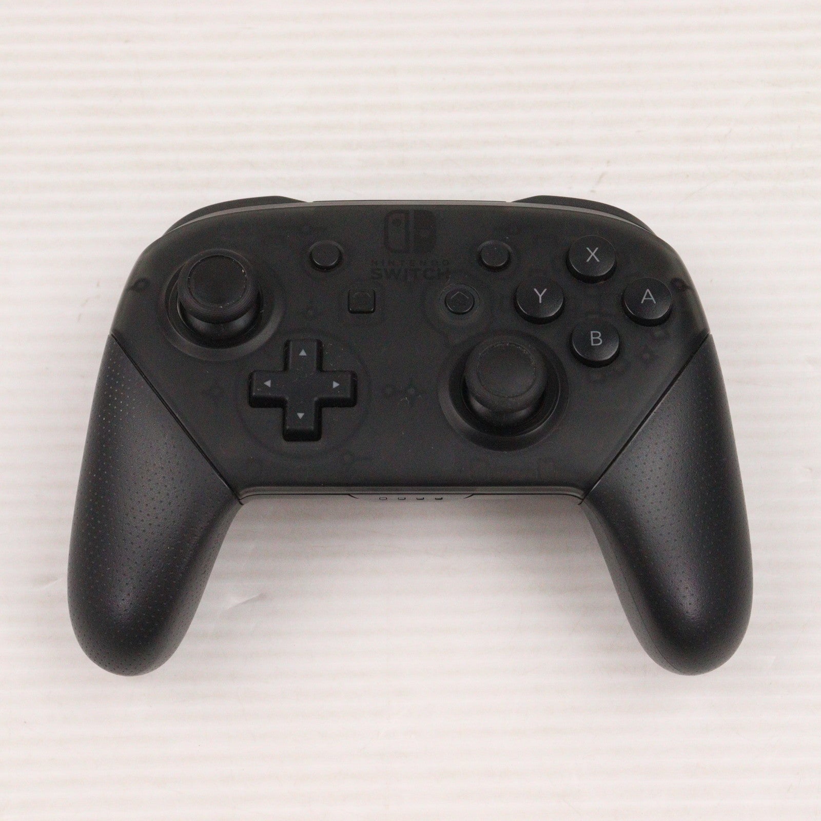 【中古即納】[ACC][Switch] (USB充電ケーブル無し) Nintendo Switch Proコントローラー(ニンテンドースイッチ プロコントローラー) 任天堂(HAC-A-FSSKA)(20170303)