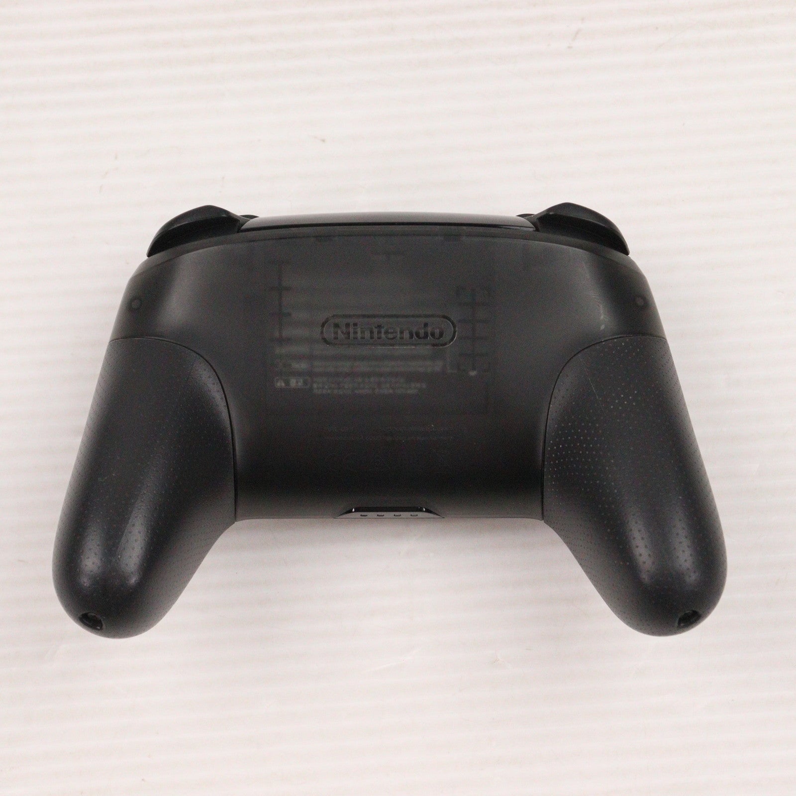 【中古即納】[ACC][Switch] (USB充電ケーブル無し) Nintendo Switch Proコントローラー(ニンテンドースイッチ プロコントローラー) 任天堂(HAC-A-FSSKA)(20170303)