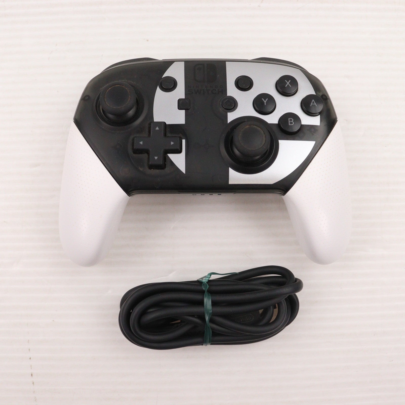 【中古即納】[ACC][Switch] Nintendo Switch Proコントローラー(ニンテンドースイッチ プロコントローラー) 大乱闘スマッシュブラザーズ SPECIALエディション 任天堂(HAC-A-FSSKE)(20181116)