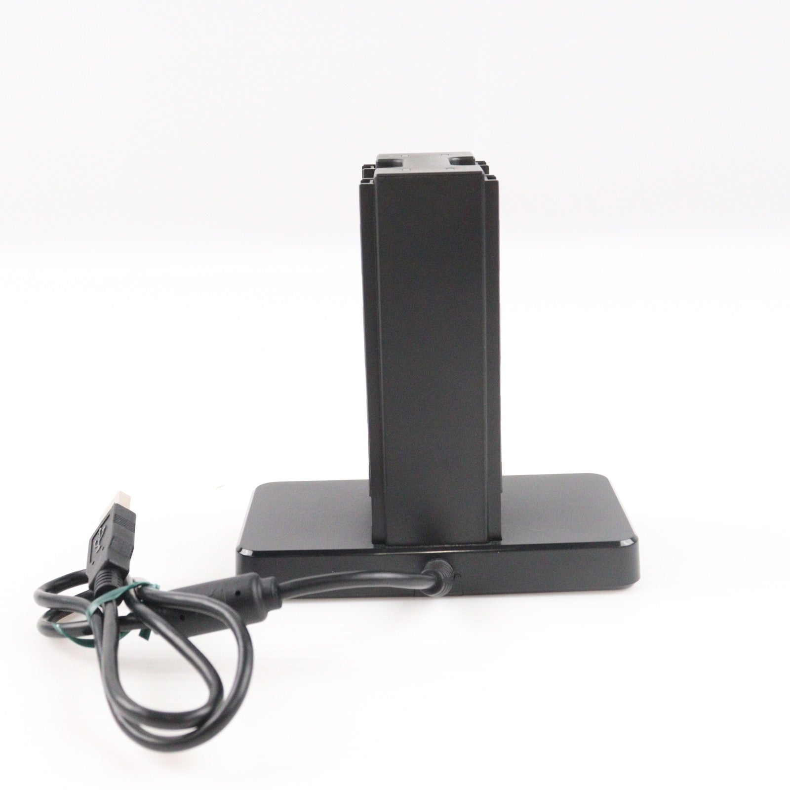 【中古即納】[ACC][Switch] Joy-Con充電スタンド(ジョイコン充電スタンド) for Nintendo Switch(ニンテンドースイッチ) 任天堂ライセンス商品 HORI(NSW-003)(20170601)