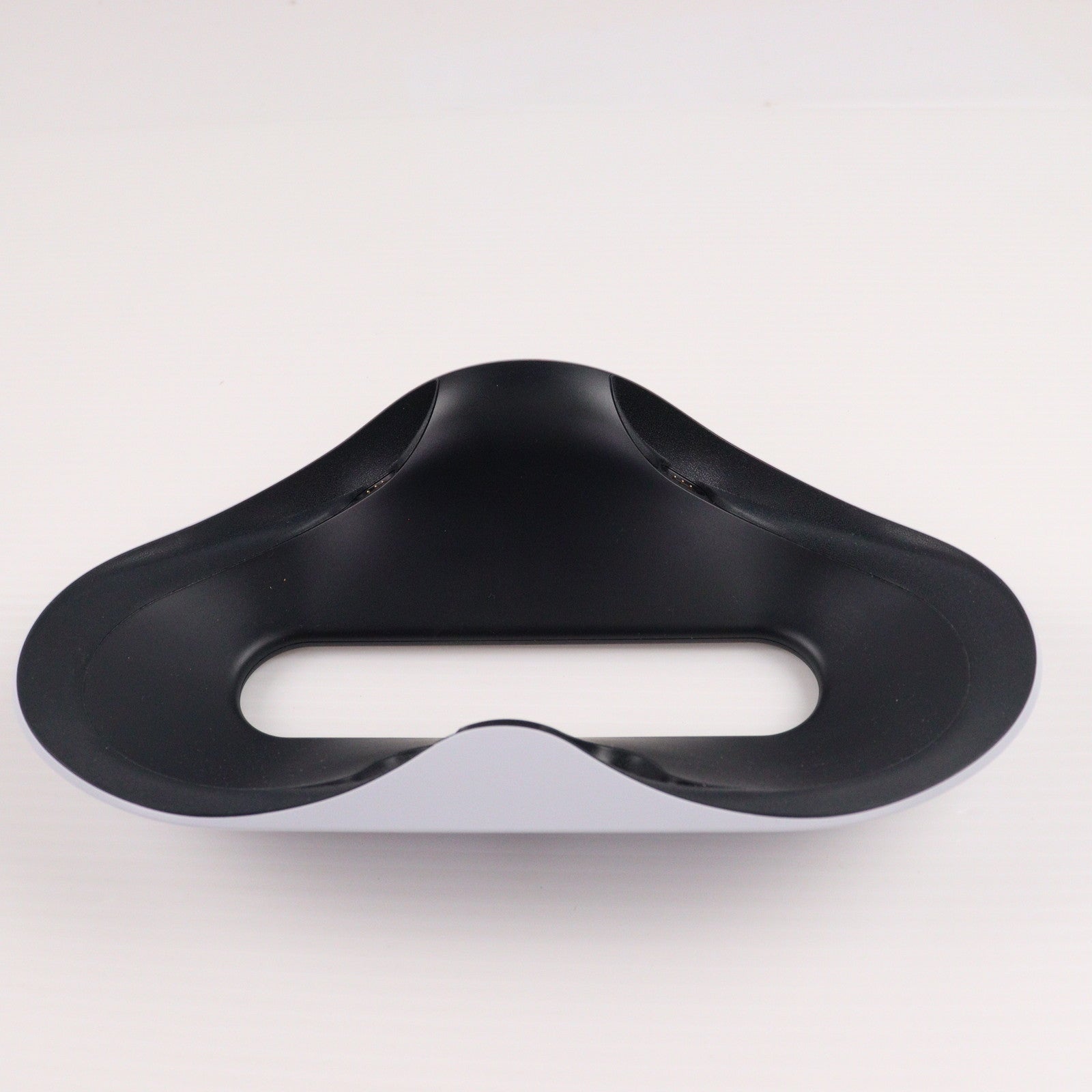 【中古即納】[ACC][PS5] PlayStation VR2 Sense&trade;コントローラー充電スタンド SIE(CFI-ZSS1J)(20230222)