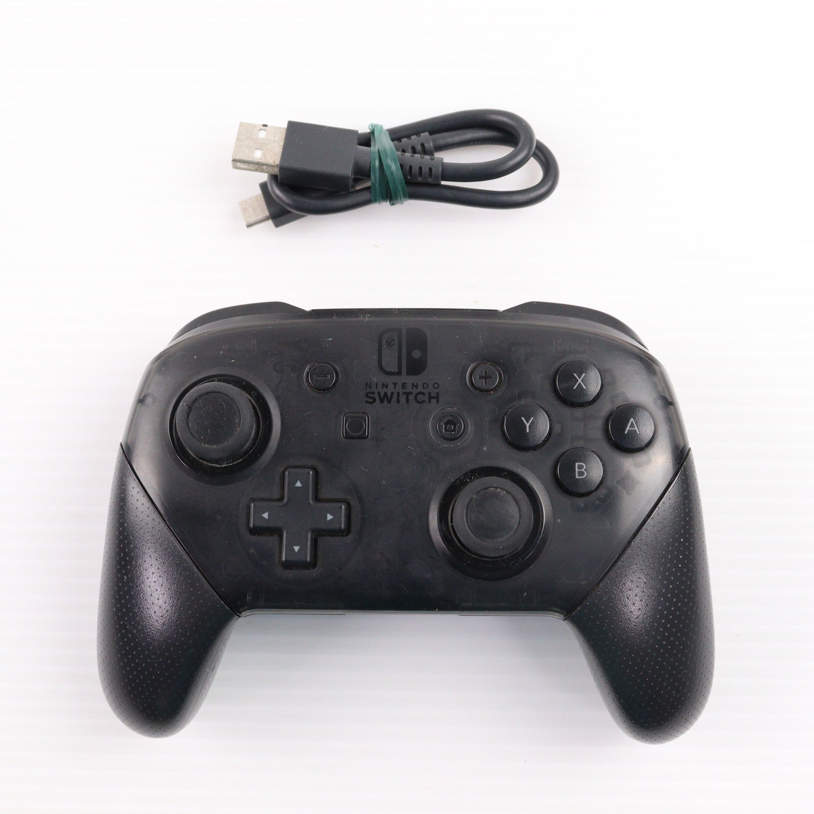 【中古即納】[ACC][Switch] Nintendo Switch Proコントローラー(ニンテンドースイッチ プロコントローラー) 任天堂(HAC-A-FSSKA)(20170303)