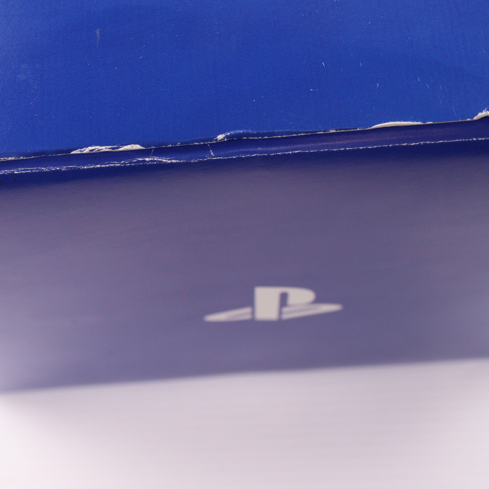 【中古即納】[ACC][PS4] PlayStation VR PlayStation VR WORLDS(プレイステーション VR ワールド) 同梱版 SIE(CUHJ-16006)(20181012)