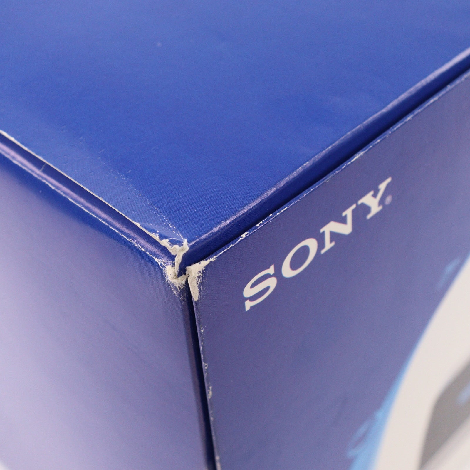 【中古即納】[ACC][PS4] PlayStation VR PlayStation VR WORLDS(プレイステーション VR ワールド) 同梱版 SIE(CUHJ-16006)(20181012)