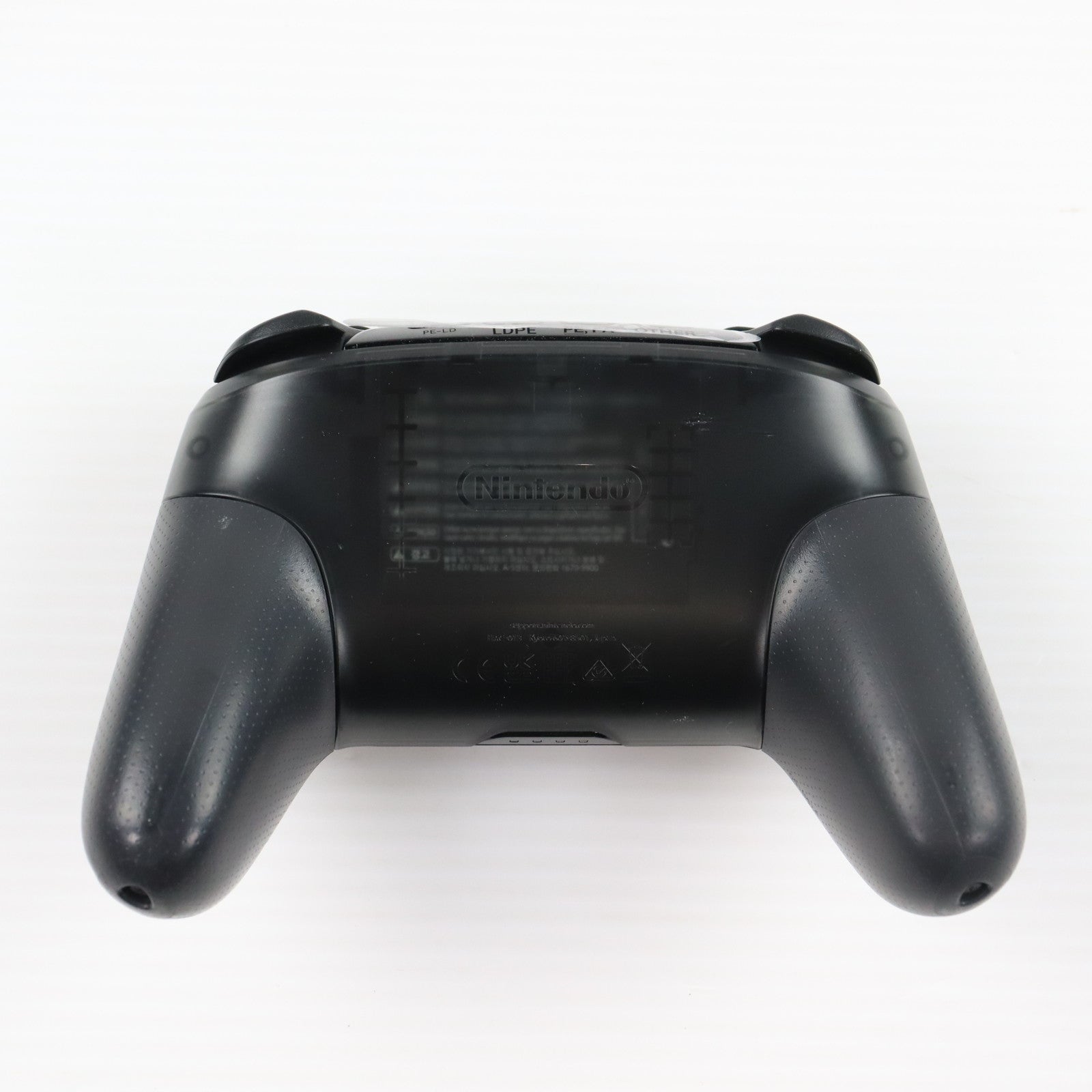 【中古即納】[ACC][Switch] (USB充電ケーブル無し) Nintendo Switch Proコントローラー(ニンテンドースイッチ プロコントローラー) 任天堂(HAC-A-FSSKA)(20170303)