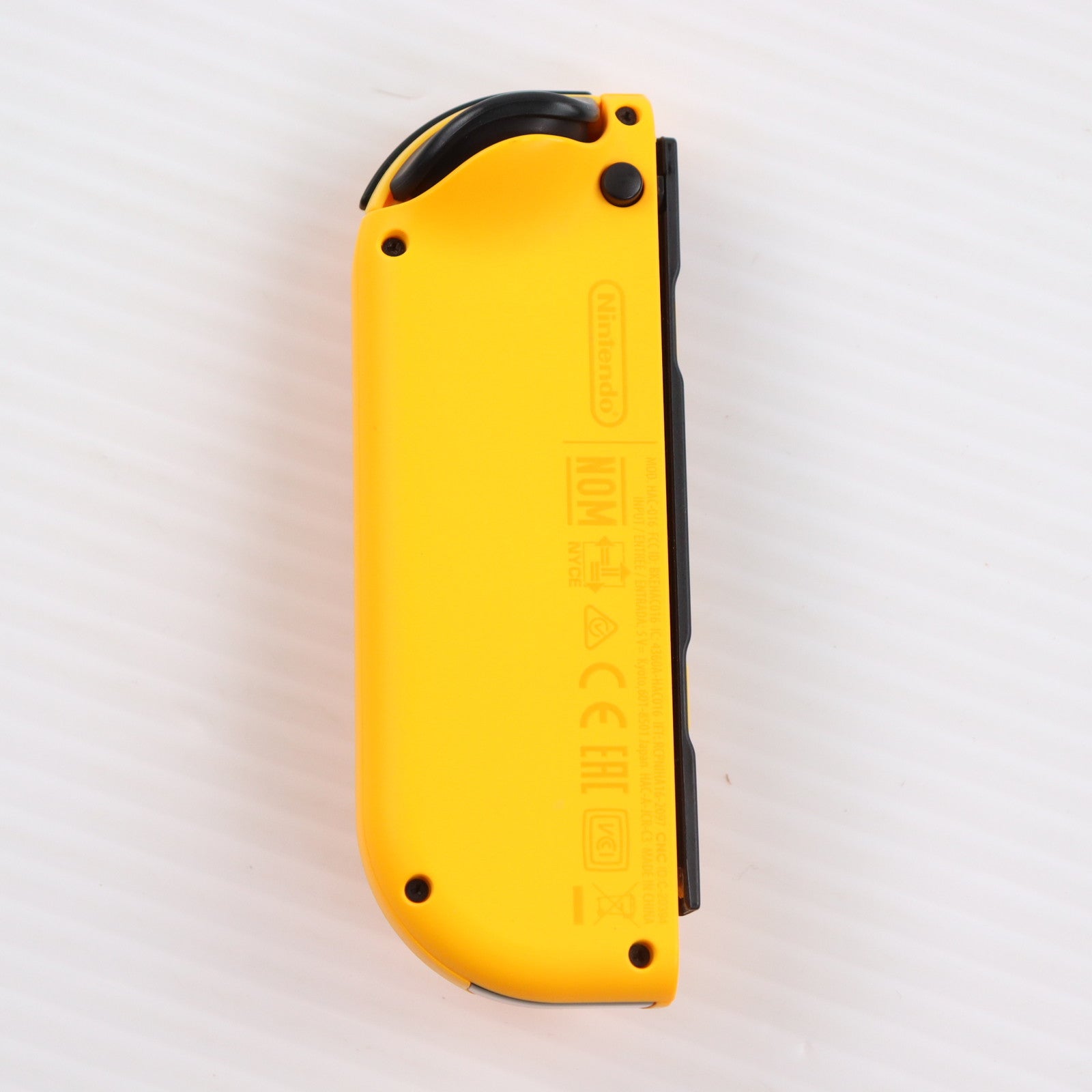 【中古即納】[ACC][Switch] (単品) Joy-Con(R) ネオンオレンジ(ジョイコンR ネオンオレンジ) 任天堂(HAC-A-JAQAA)(20191004)