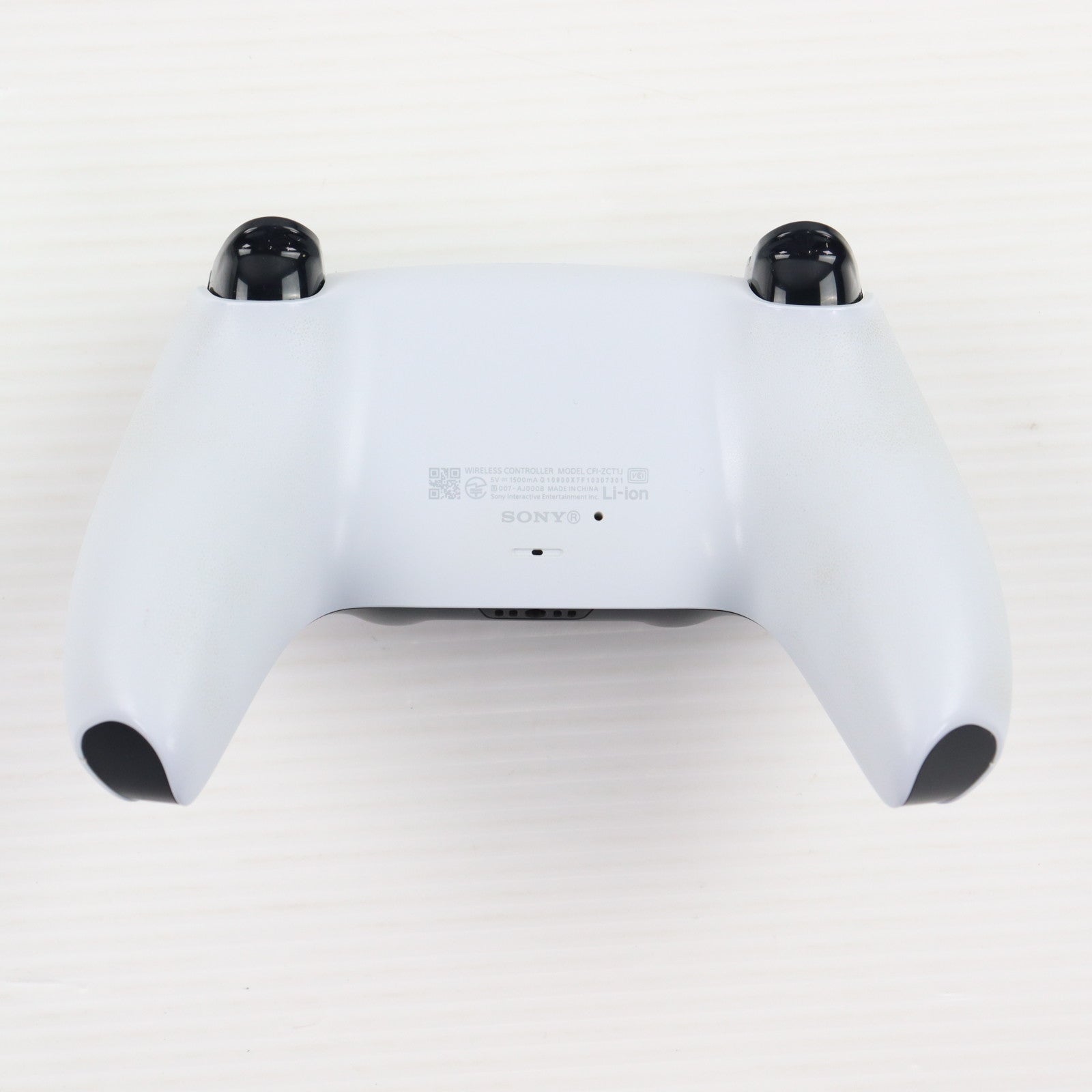 【中古即納】[ACC][PS5] DualSense(デュアルセンス) ワイヤレスコントローラー SIE(CFI-ZCT1J)(20201112)