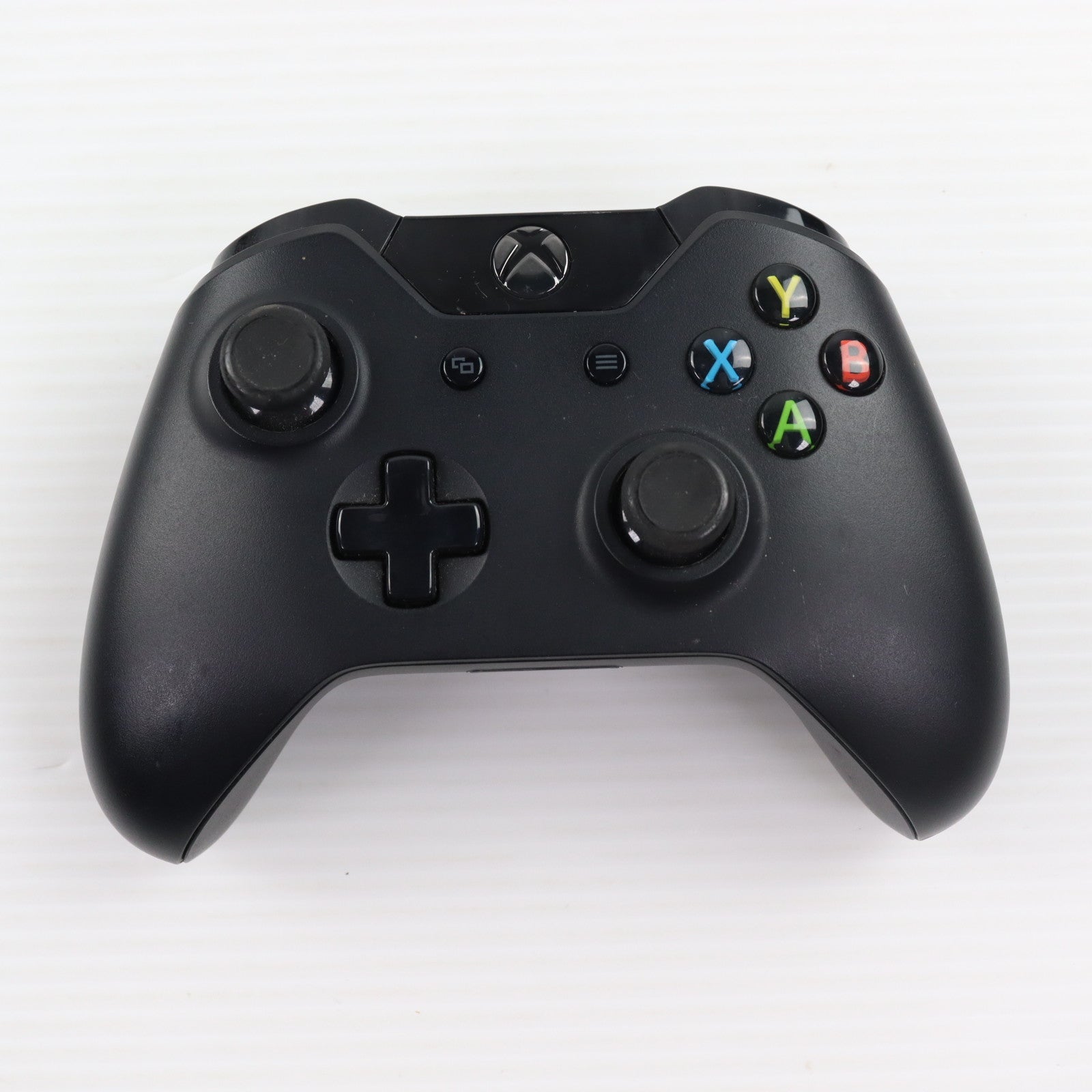 【中古即納】[ACC][XboxOne] Xbox One Wireless Controller ワイヤレスコントローラー ブラック 日本マイクロソフト(S2V-00015)(20140904)