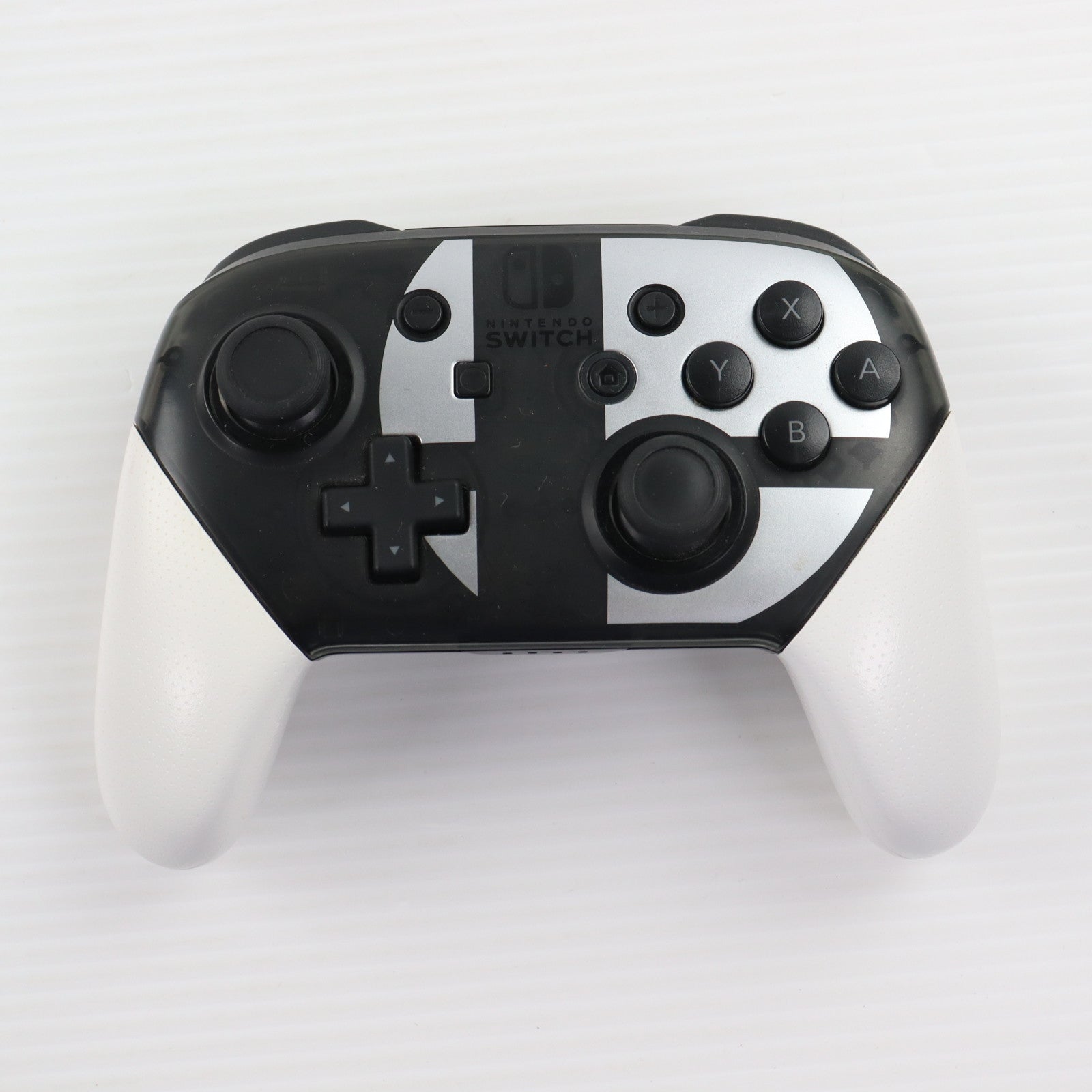 【中古即納】[ACC][Switch] Nintendo Switch Proコントローラー(ニンテンドースイッチ プロコントローラー) 大乱闘スマッシュブラザーズ SPECIALエディション 任天堂(HAC-A-FSSKE)(20181116)