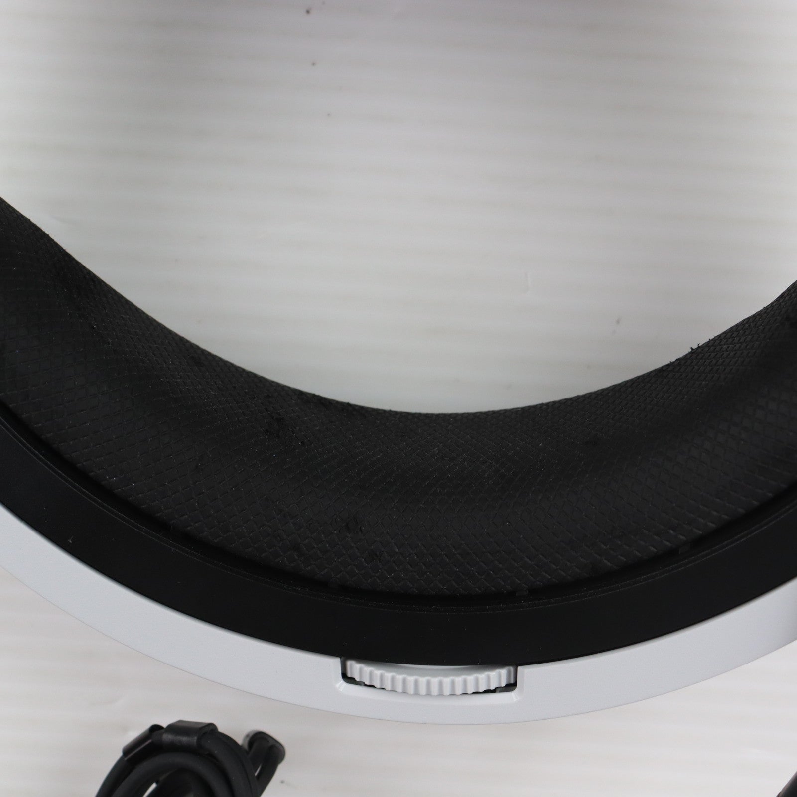 【中古即納】[ACC][PS4] PlayStation VR(プレイステーションVR) PlayStation Camera同梱版 SIE(CUHJ-16001)(20161013)