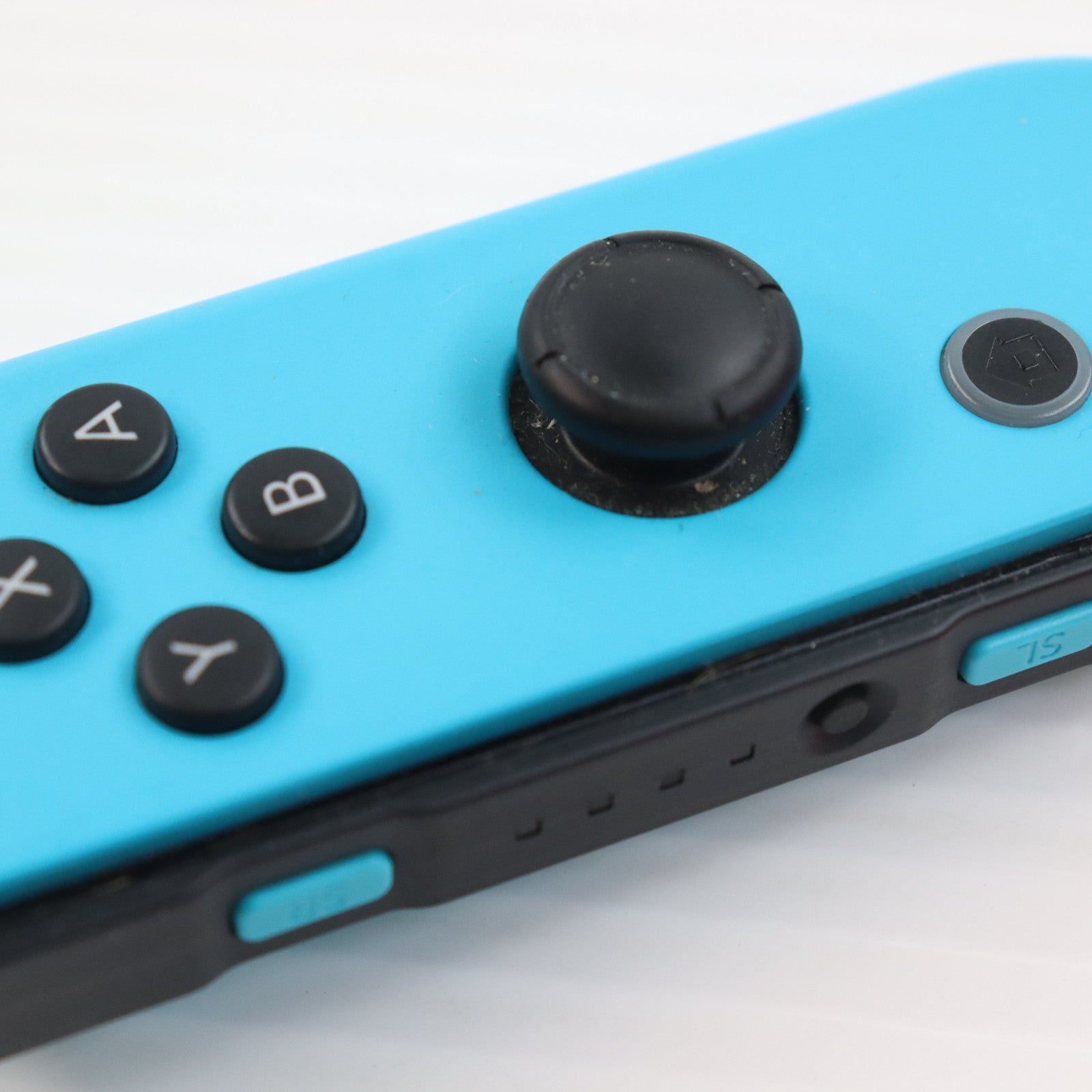 【中古即納】[ACC][Switch] Joy-Con(L) ネオンレッド/(R) ネオンブルー(ジョイコンL ネオンレッド/R ネオンブルー) 任天堂(HAC-A-JAEAA)(20170303)