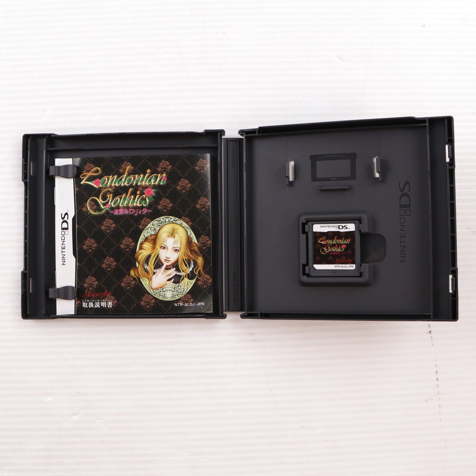 【中古即納】[NDS] Londonian Gothics(ロンドニアゴシック) ～迷宮のロリィタ～ メガサイバー(20051013)