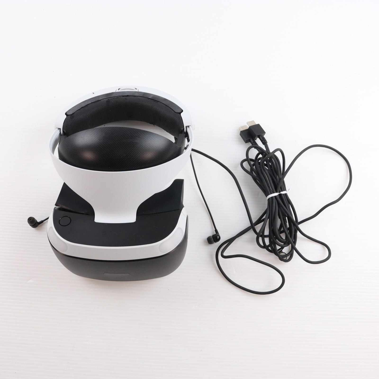 【中古即納】[ACC][PS4] PlayStation VR(プレイステーションVR) PlayStation Camera同梱版 SIE(CUHJ-16003)(20171014)