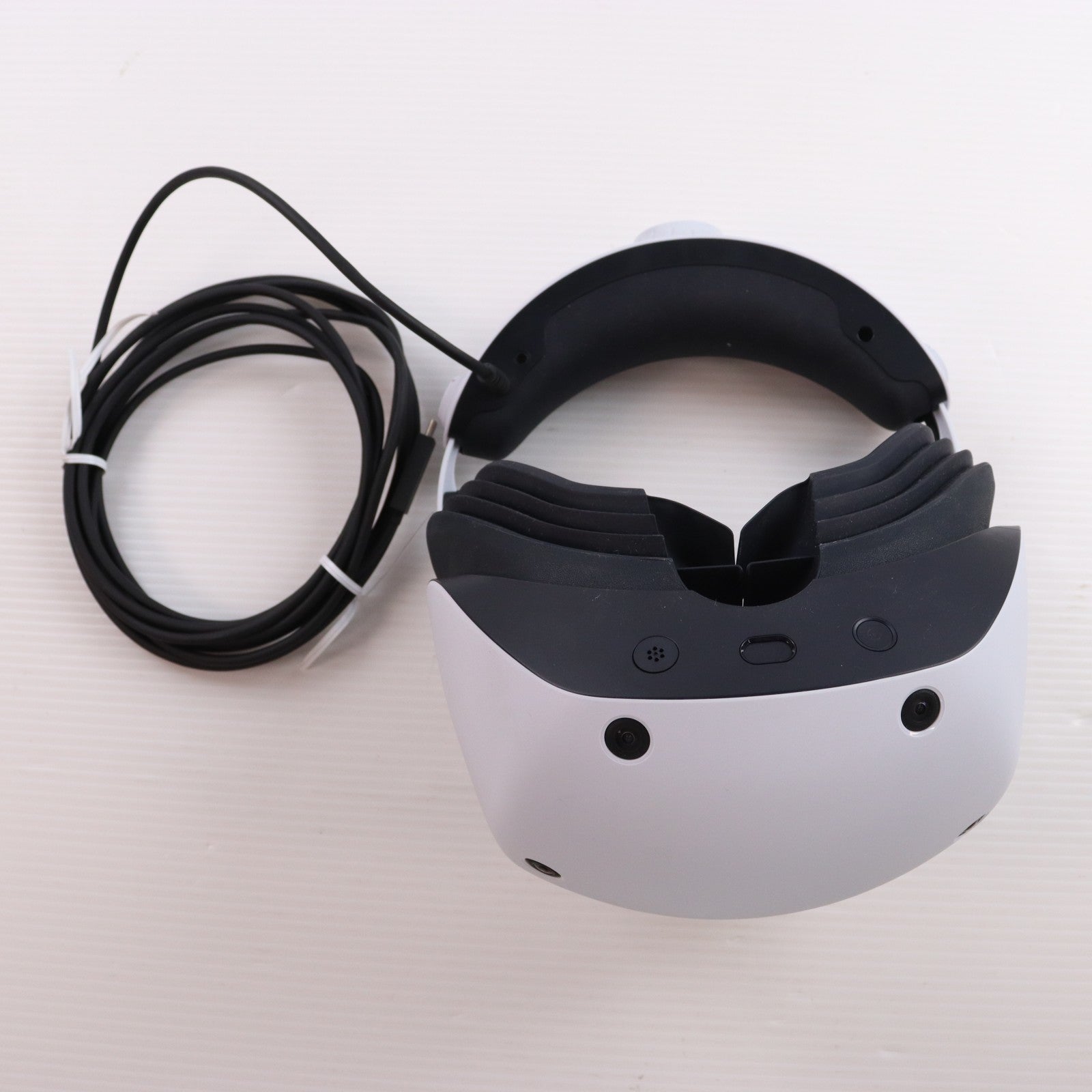 【中古即納】[ACC][PS5] PlayStation VR2(プレイステーションVR2) Horizon Call of the Mountain(ホライゾン コール・オブ・ザ・マウンテン) 同梱版 SIE(CFIJ-17001)(20230222)