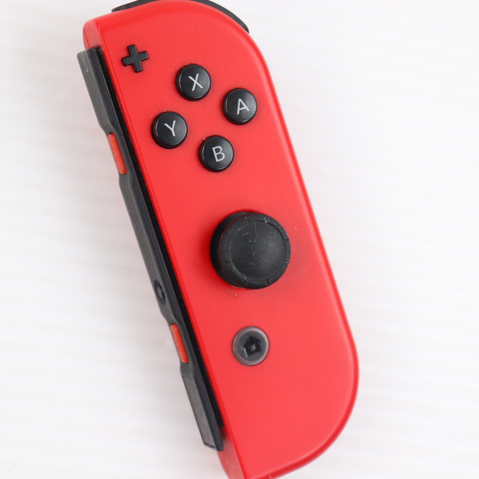 【中古即納】[ACC][Switch] Joy-Con(L)/(R) レッド(ジョイコンL/R レッド) 任天堂(HAC-A-JAGAA)(20171027)