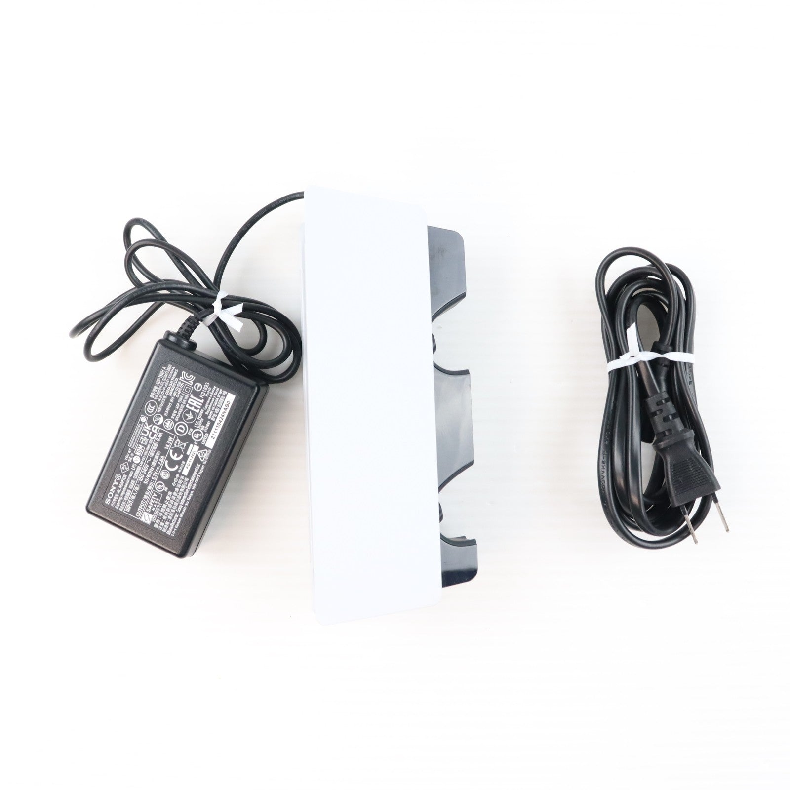 【中古即納】[ACC][PS5] DualSense(デュアルセンス) 充電スタンド SIE(CFI-ZDS1J)(20201112)